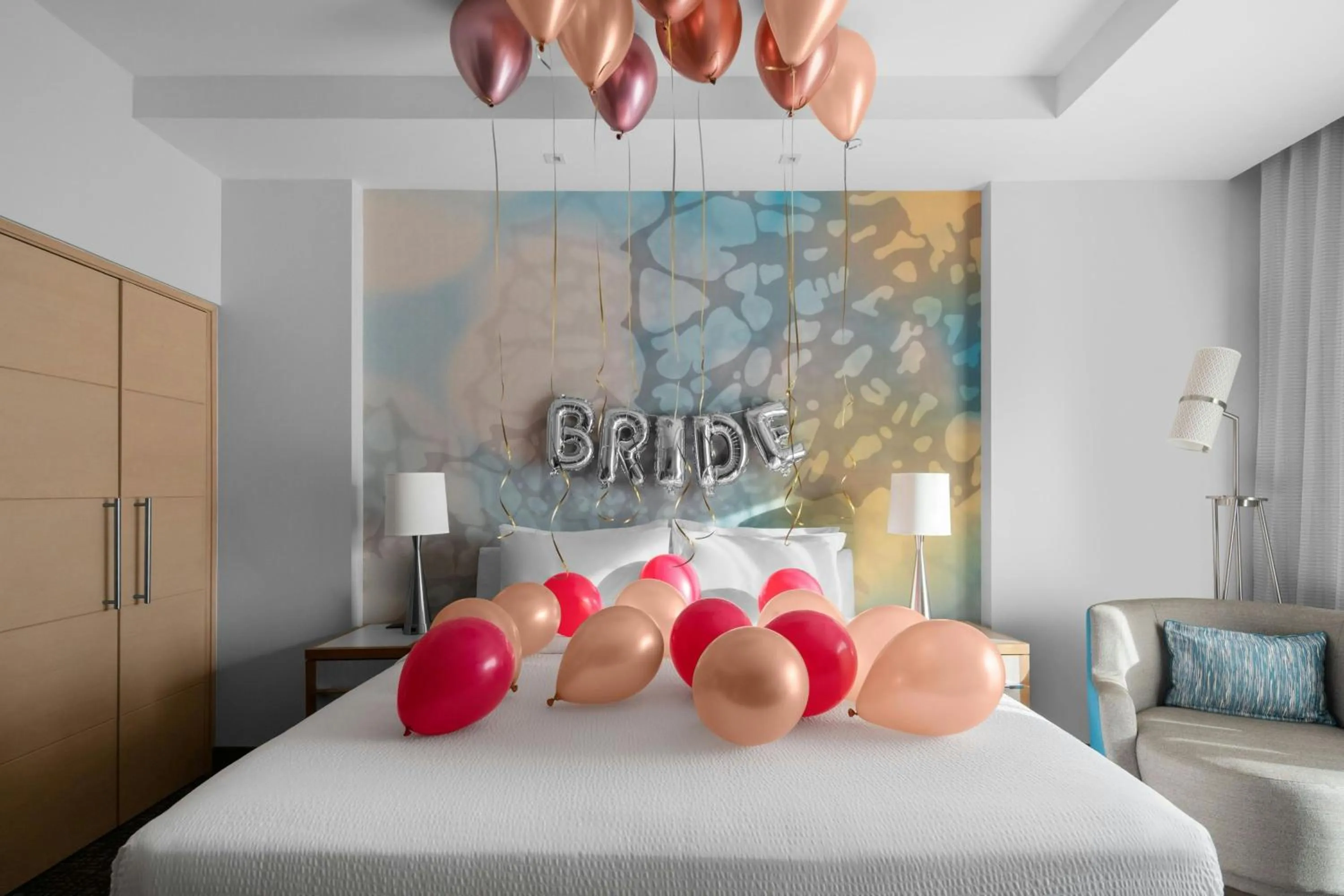 Photo of the whole room, Bed in Courtyard by Marriott Port of Spain