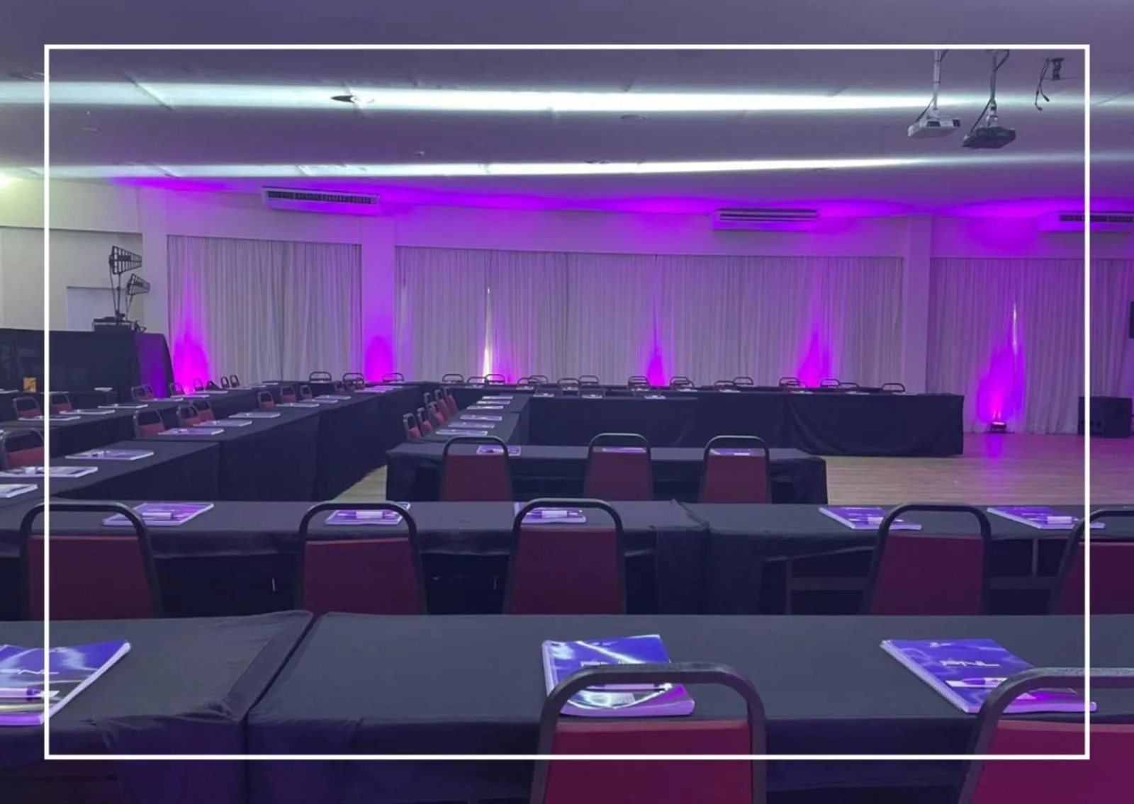 Meeting/conference room in Hotel Vila Rica Campinas