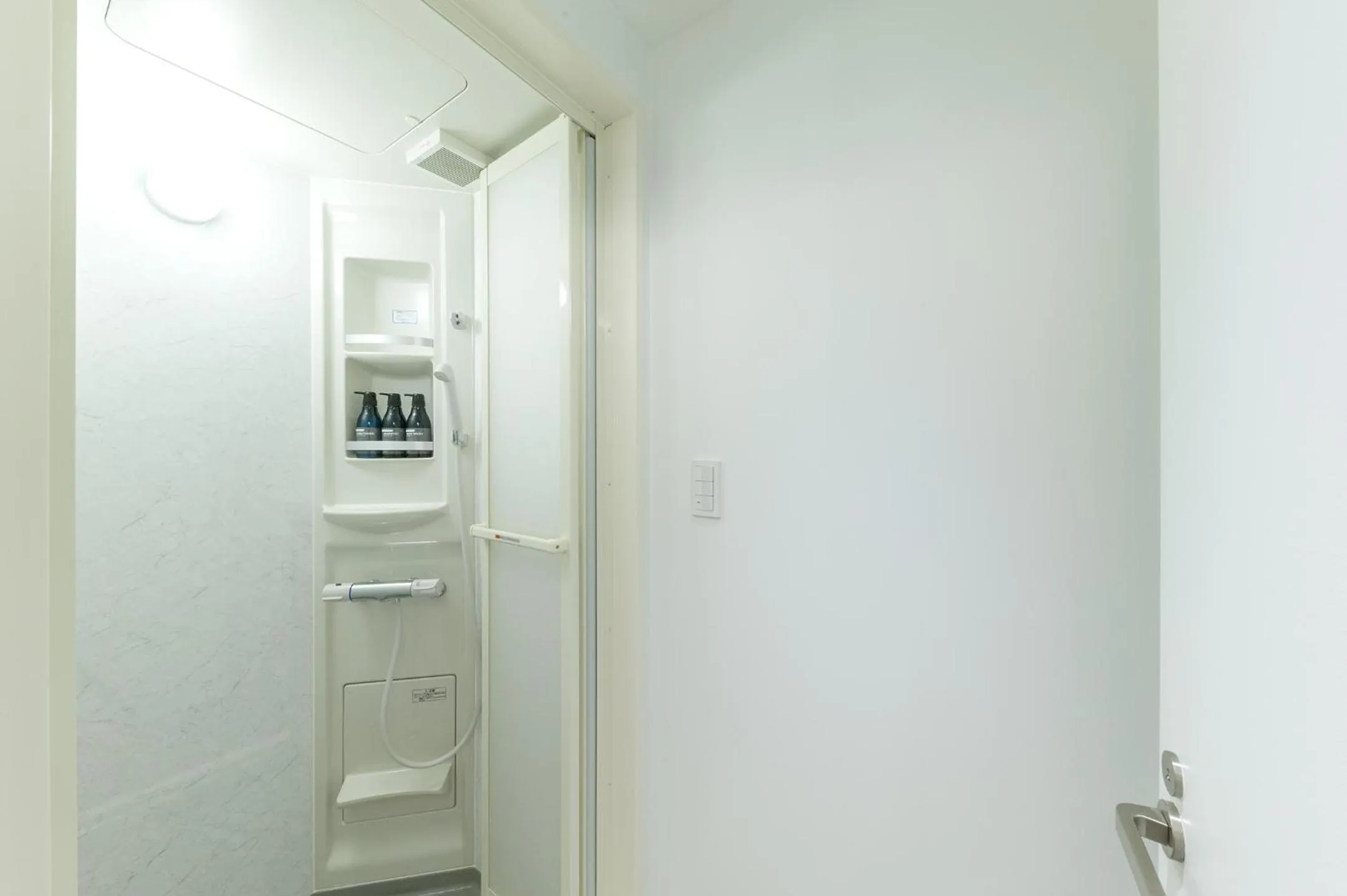 Shower in &AND HOSTEL AKIHABARA