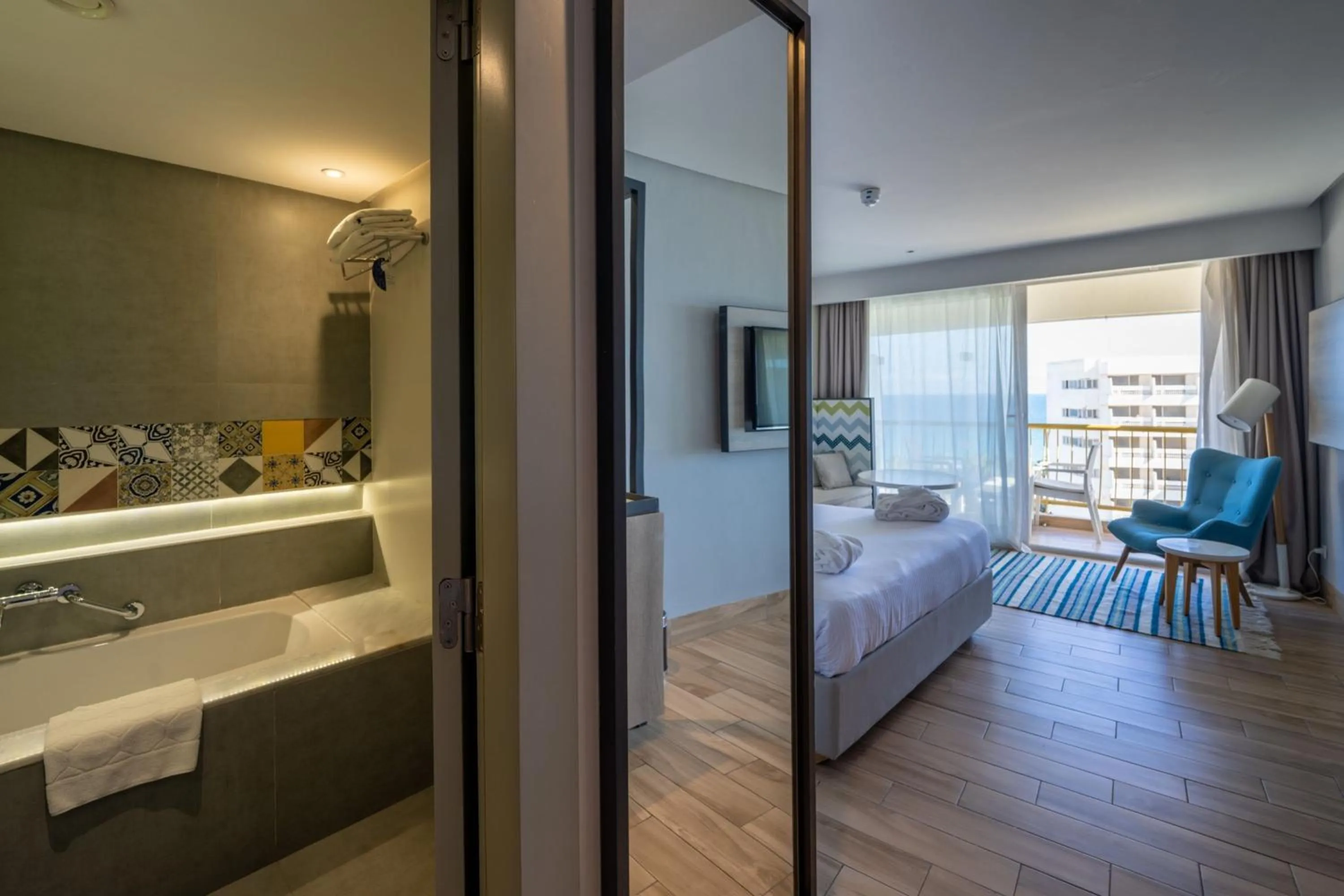 Photo of the whole room, Bed in Sousse Pearl Marriott Resort & Spa