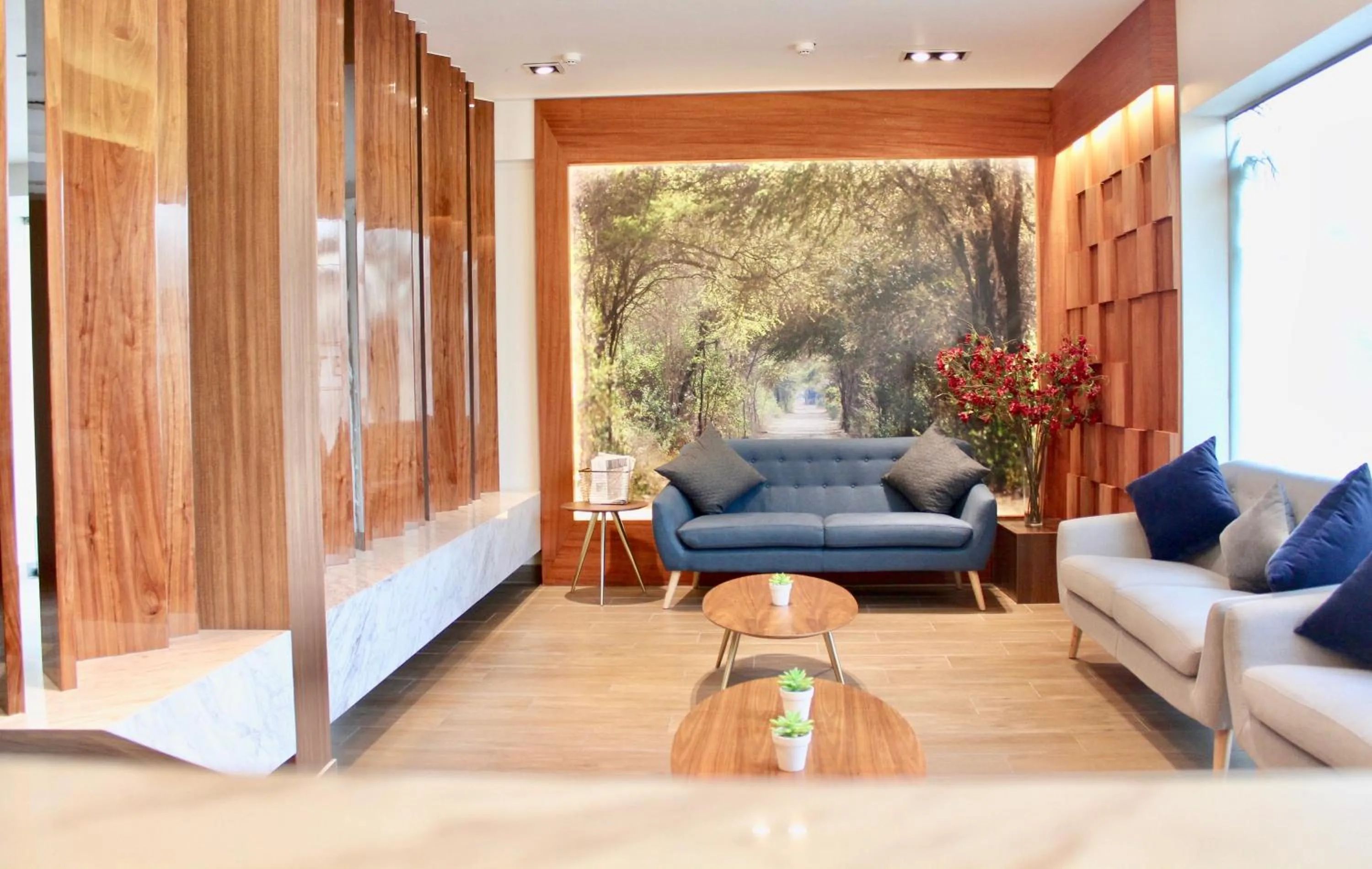 Lobby or reception in Habitat Hotel