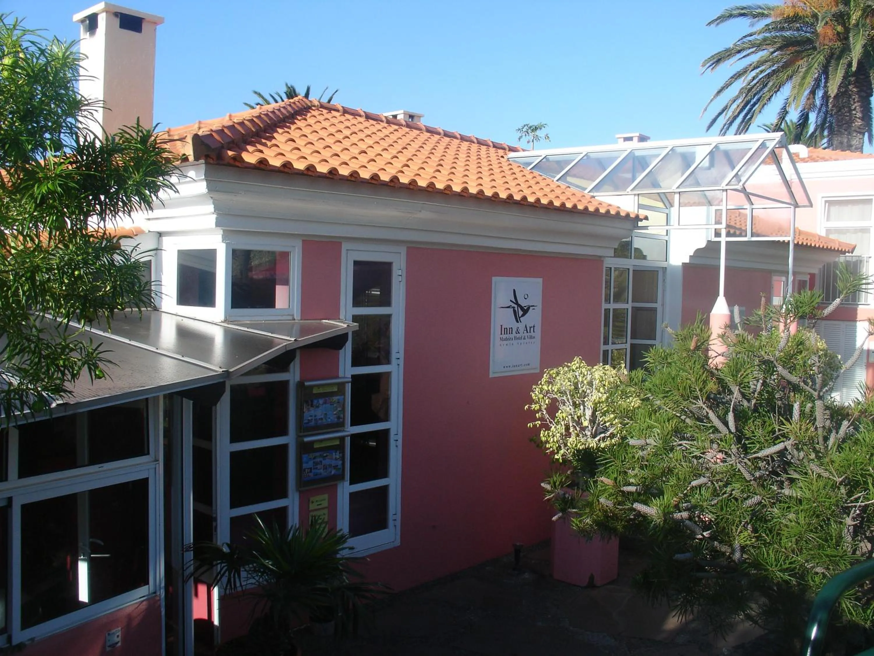 Property building in Inn & Art Madeira