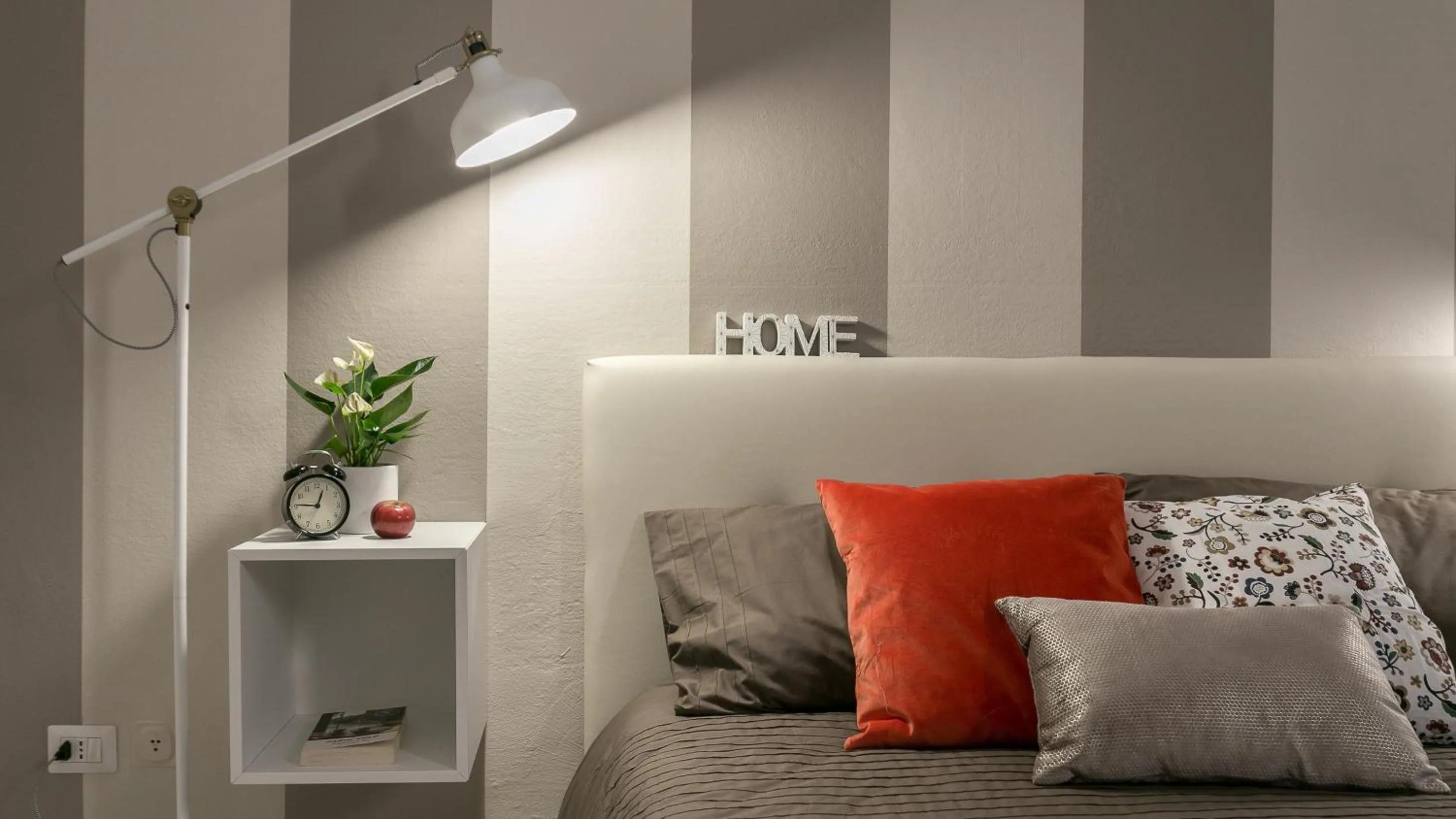 Bed in Next Stop - Central Station