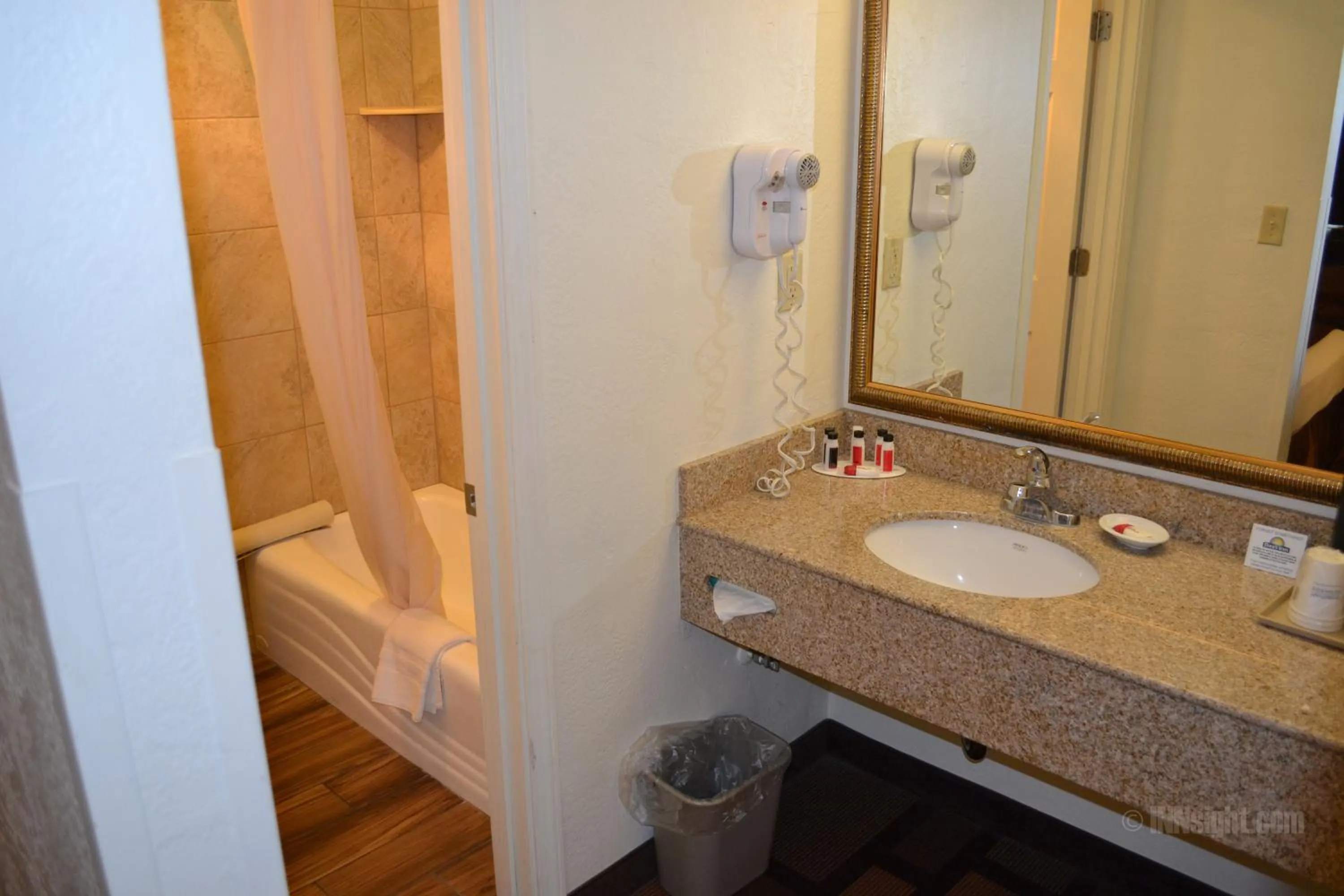 Bathroom in Days Inn & Suites by Wyndham Lodi