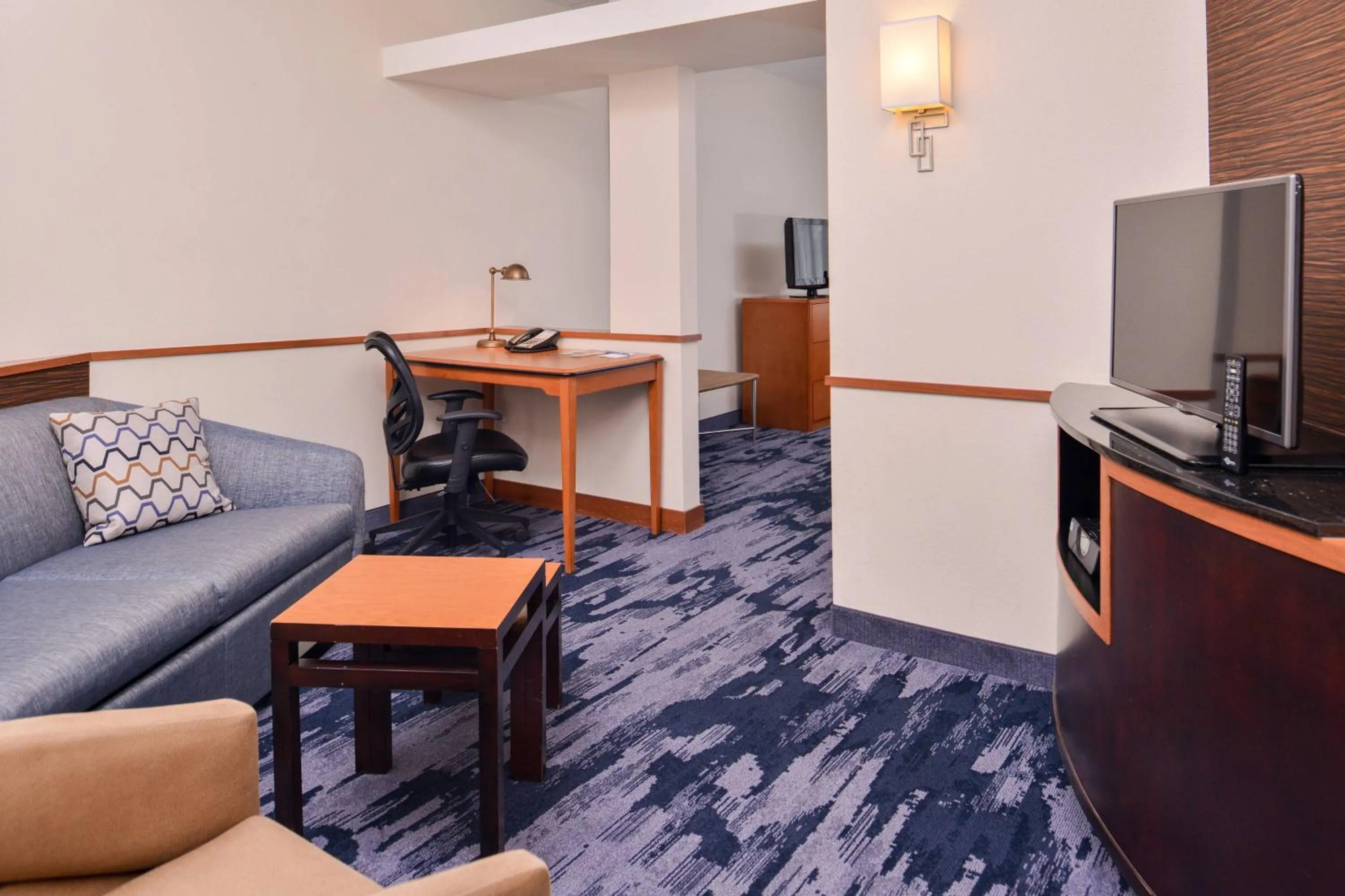 Living room in Fairfield Inn & Suites Raleigh-Durham Airport/Brier Creek