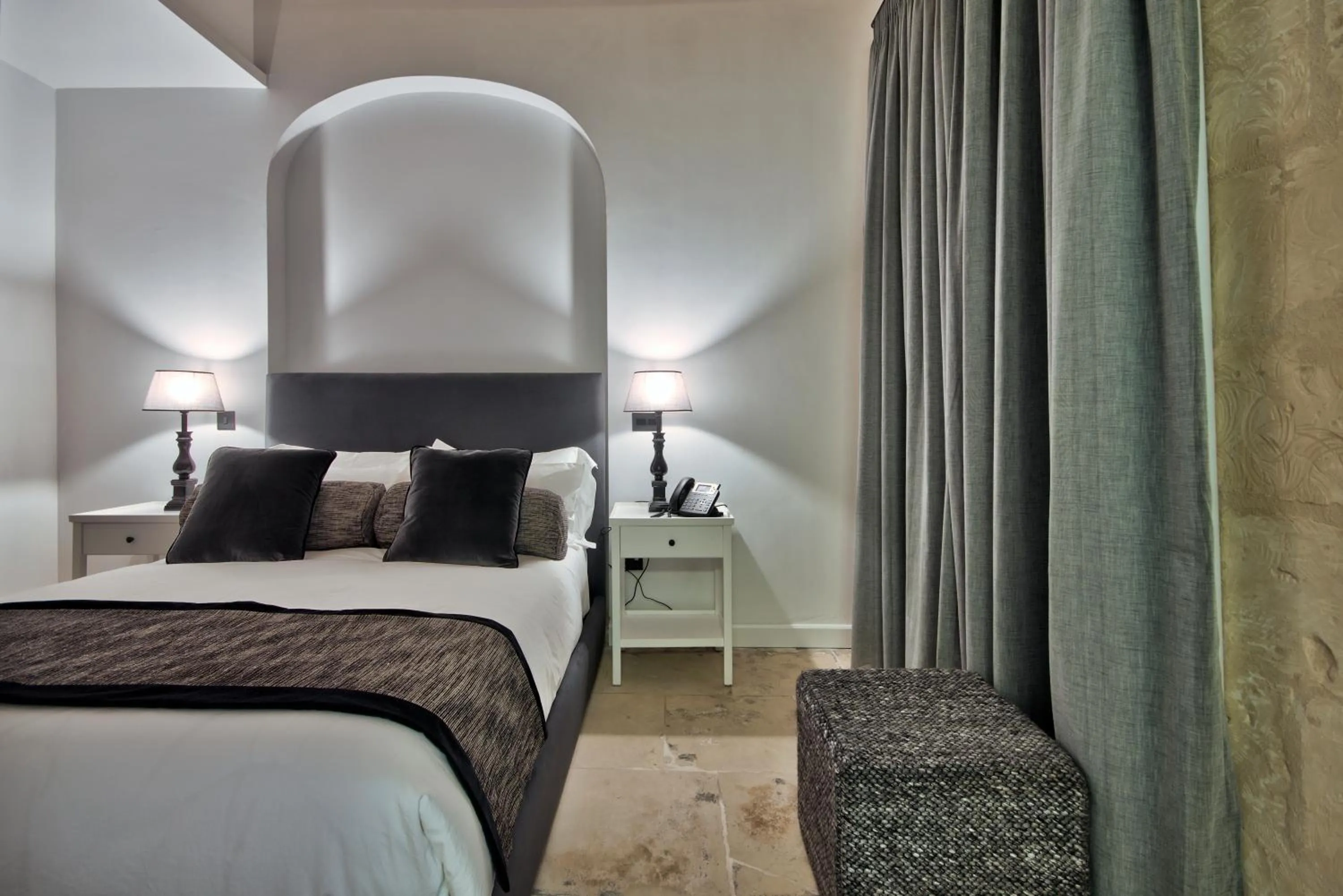 Bed in 66 Saint Paul's & Spa