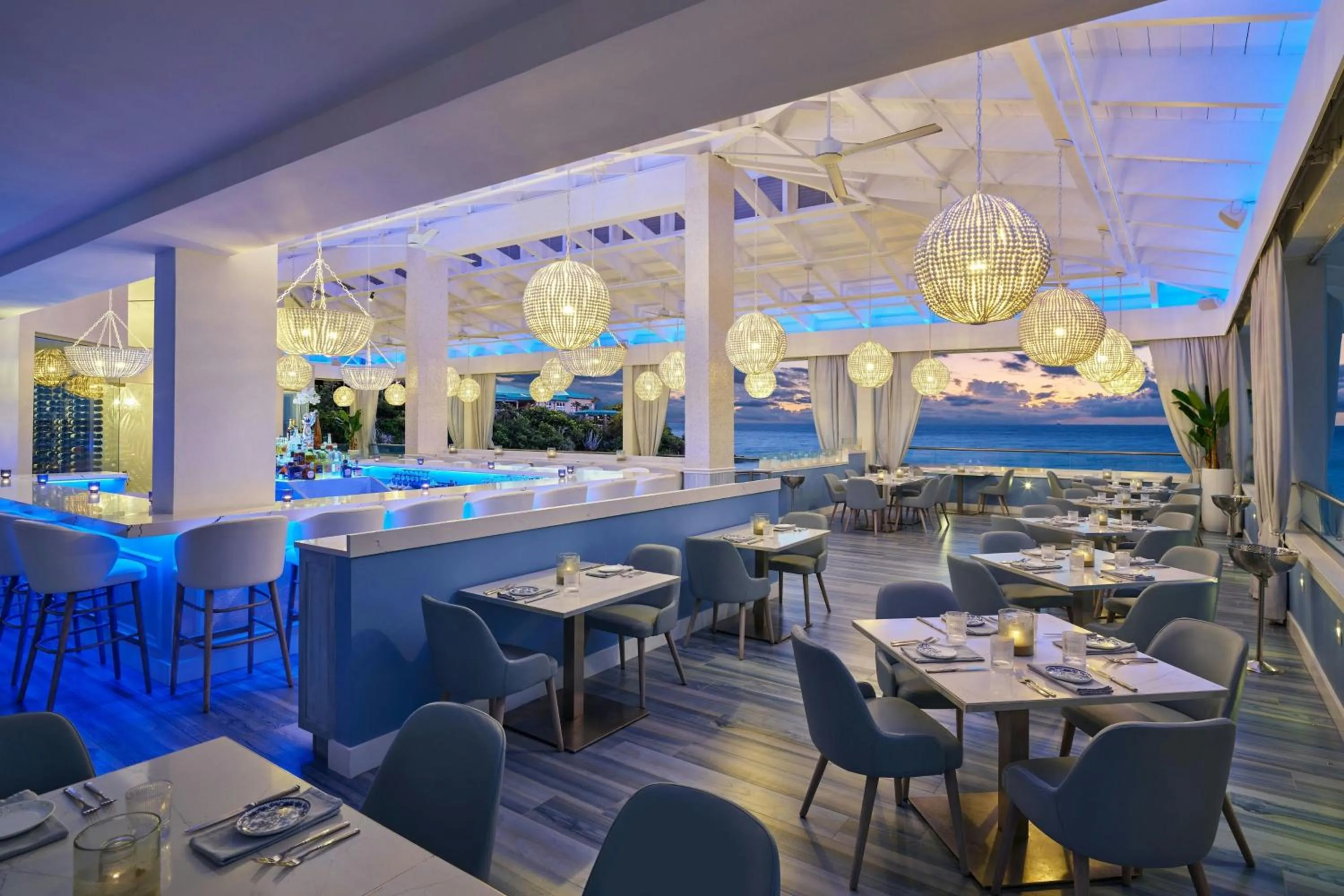 Restaurant/places to eat in The Westin St Thomas Beach Resort & Spa