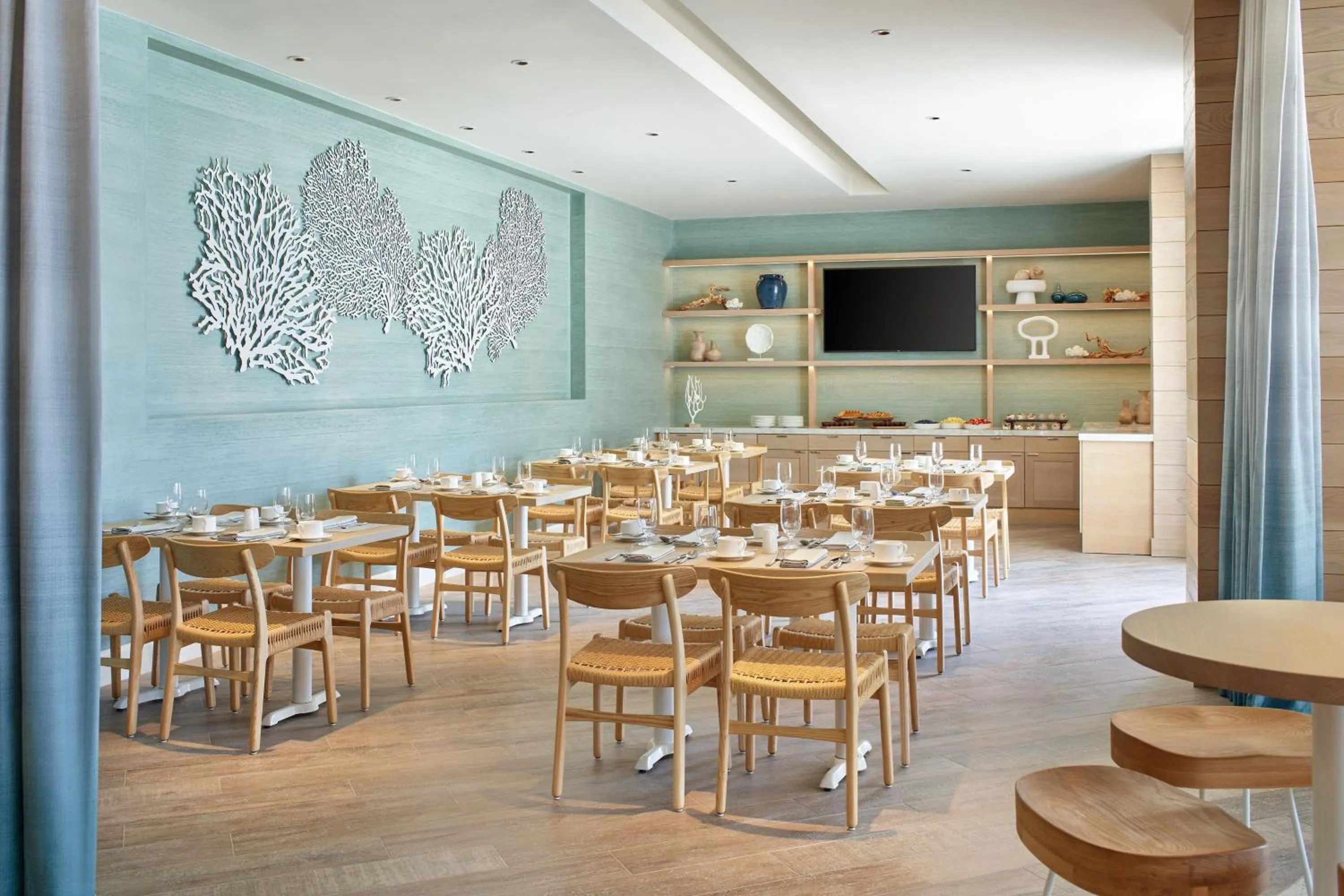 Restaurant/places to eat in The Westin St Thomas Beach Resort & Spa