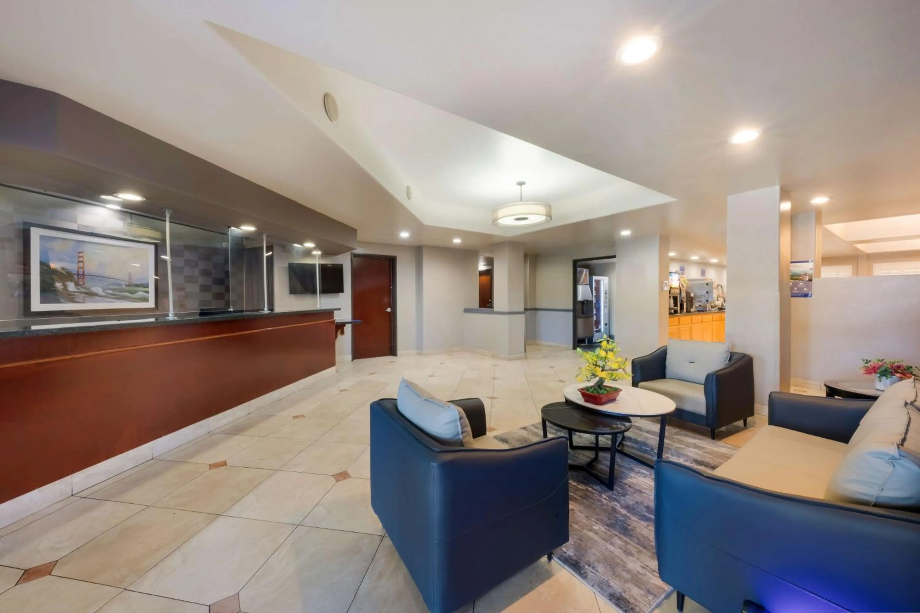 Lobby or reception in Best Western Lanai Garden Inn & Suites