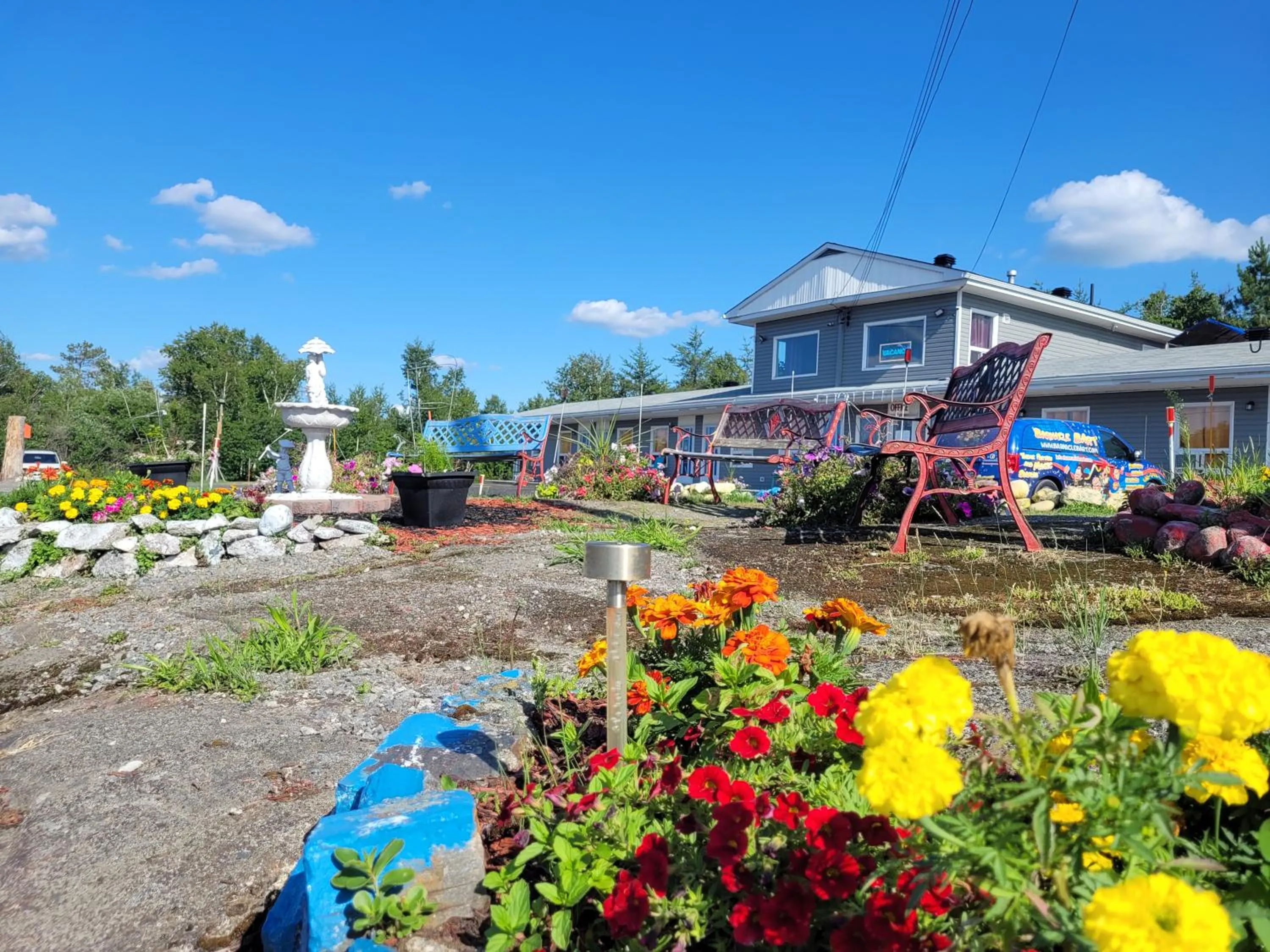 Garden in Norvic Motel
