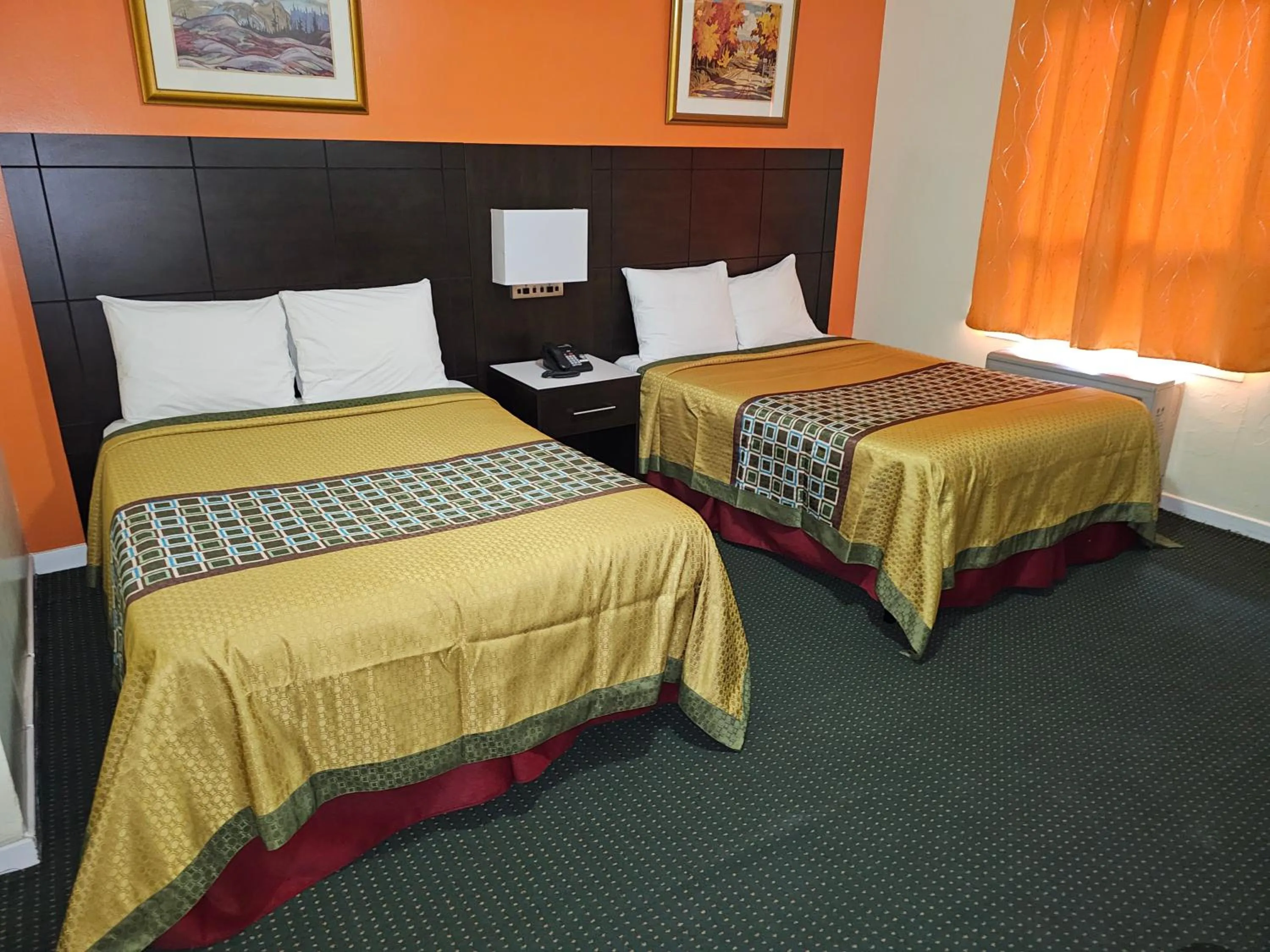 Bedroom, Bed in Norvic Motel
