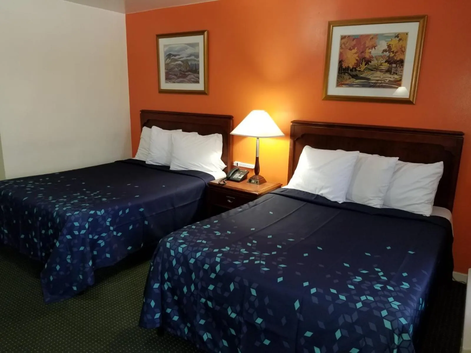 Bedroom, Bed in Norvic Motel