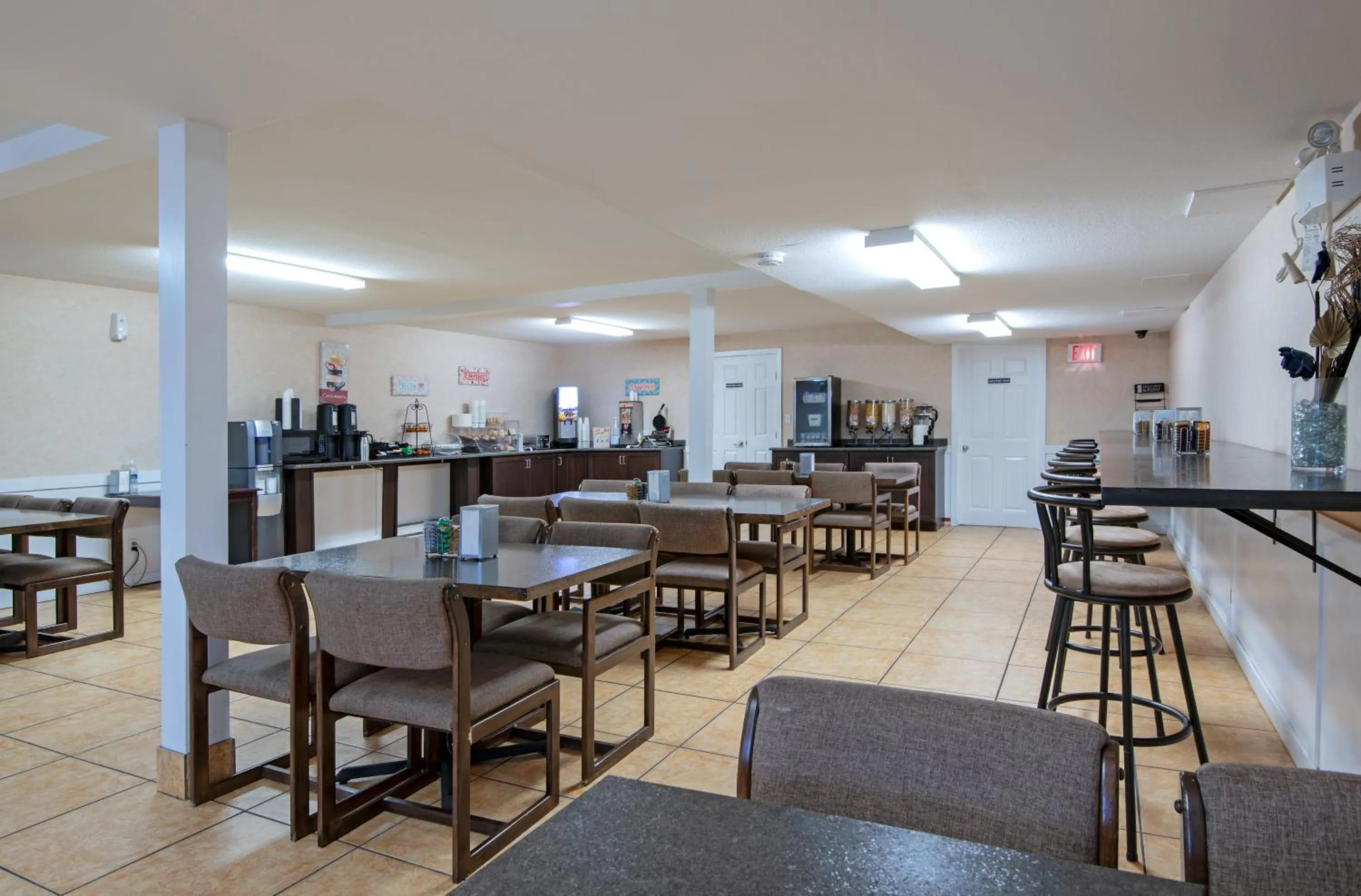 Breakfast in Travelodge by Wyndham Kamloops Mountview