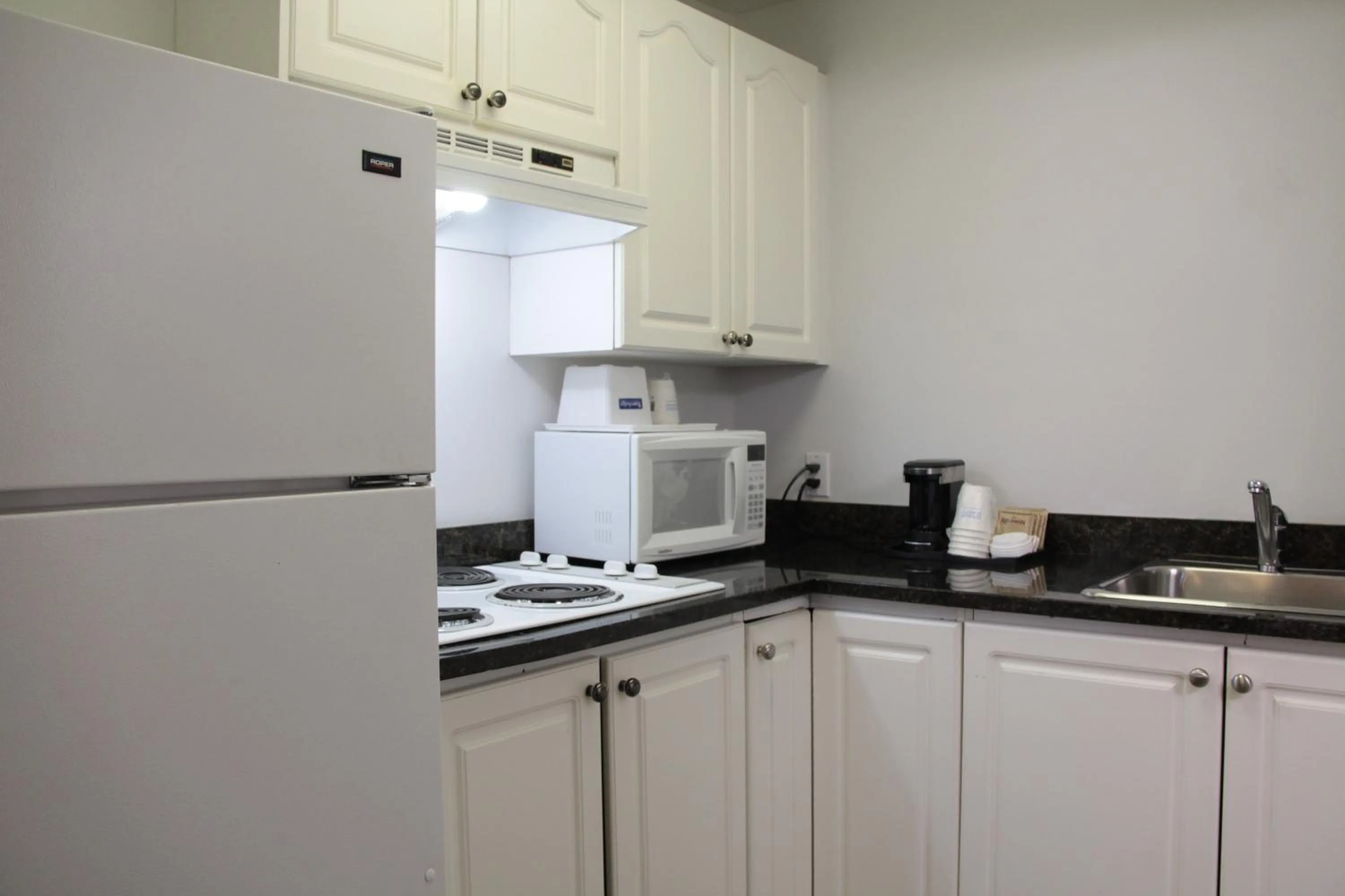 Travelodge by Wyndham Kamloops Mountview