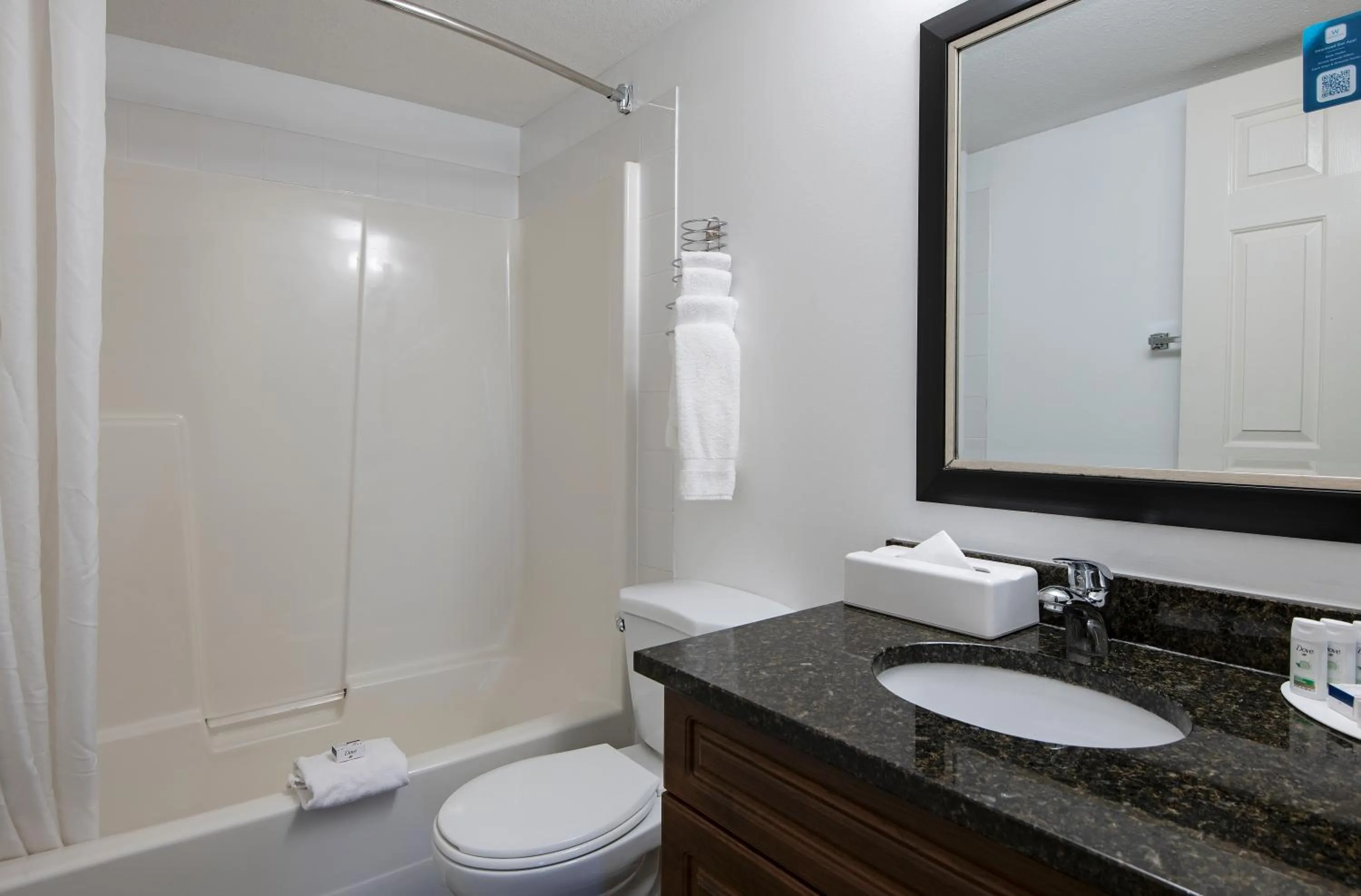 Travelodge by Wyndham Kamloops Mountview