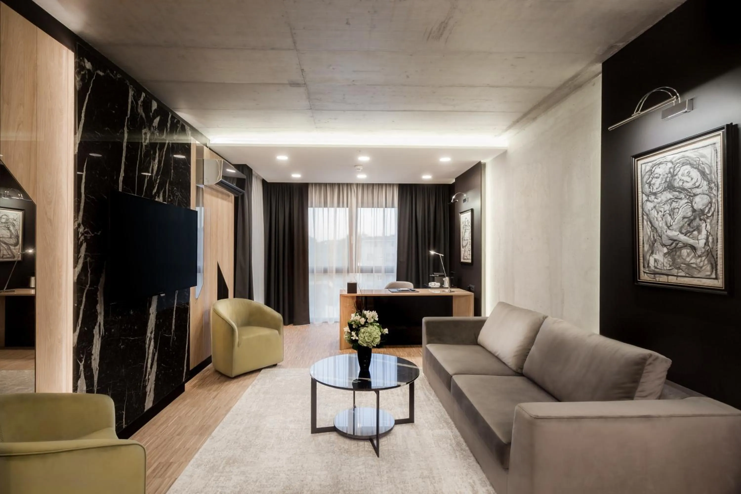 Decorative detail in Hotel Platinia