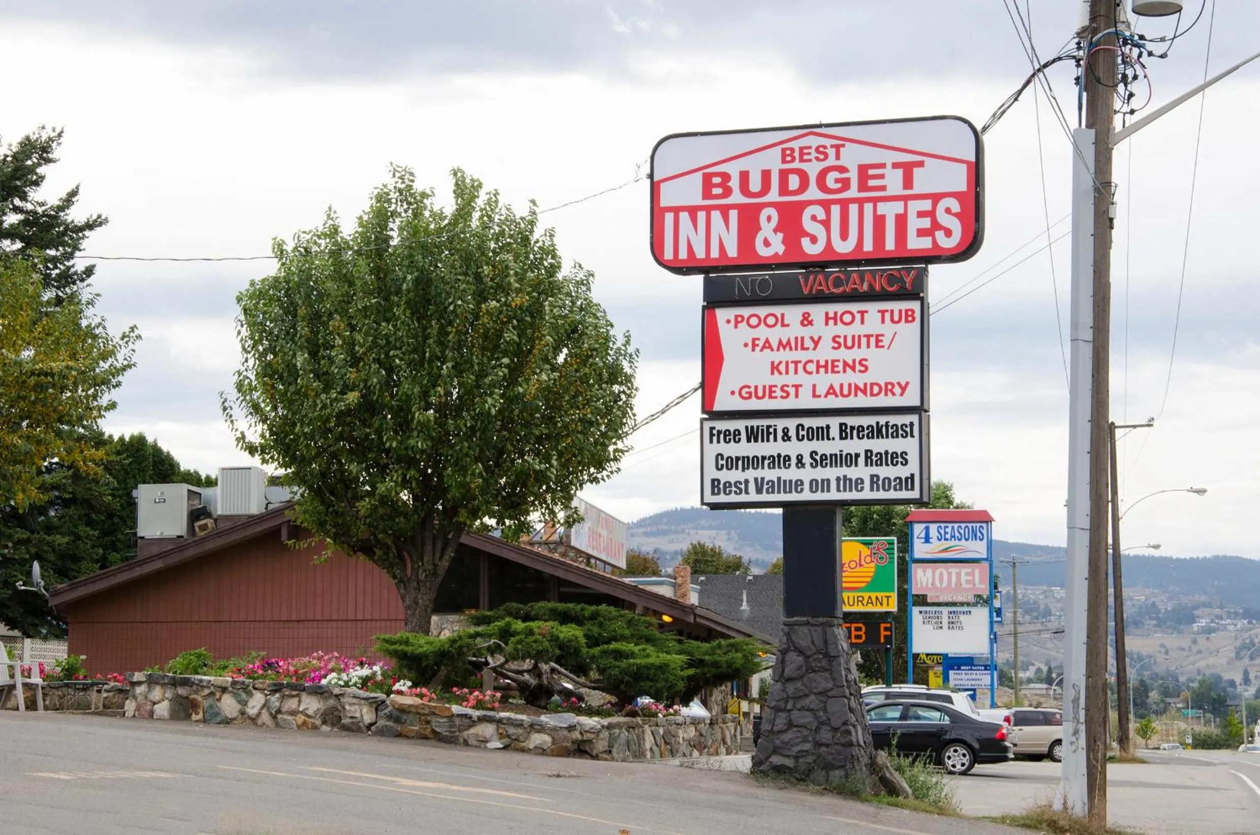 Day in Best Budget Inn & Suites Kamloops