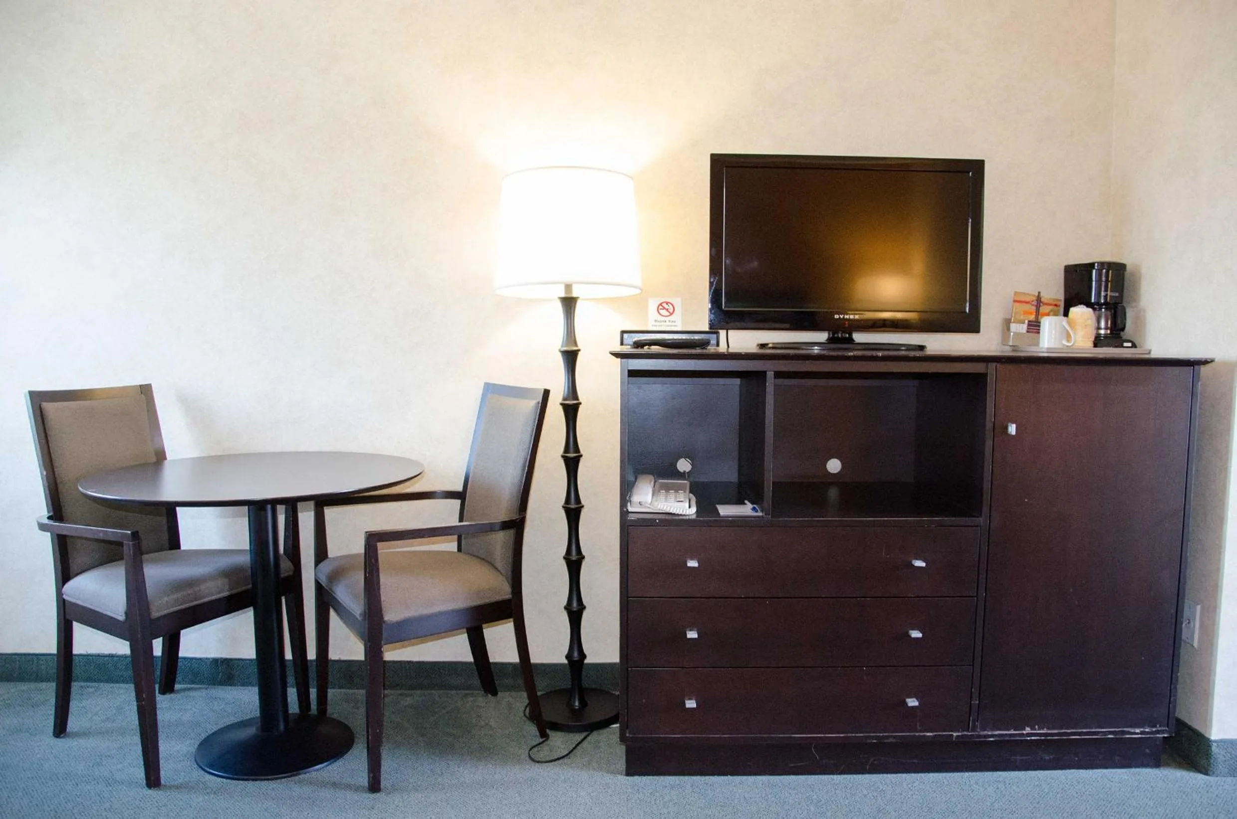 Best Budget Inn & Suites Kamloops