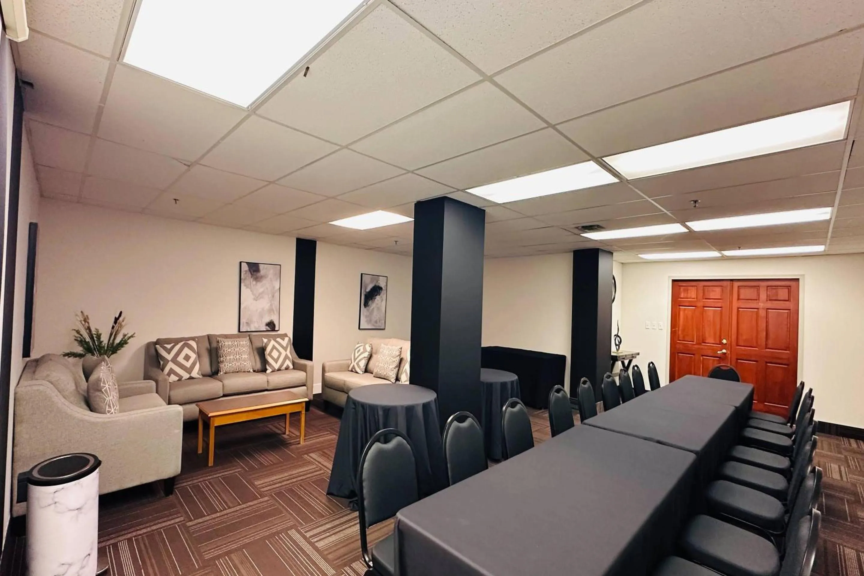 Meeting/conference room in Quality Inn