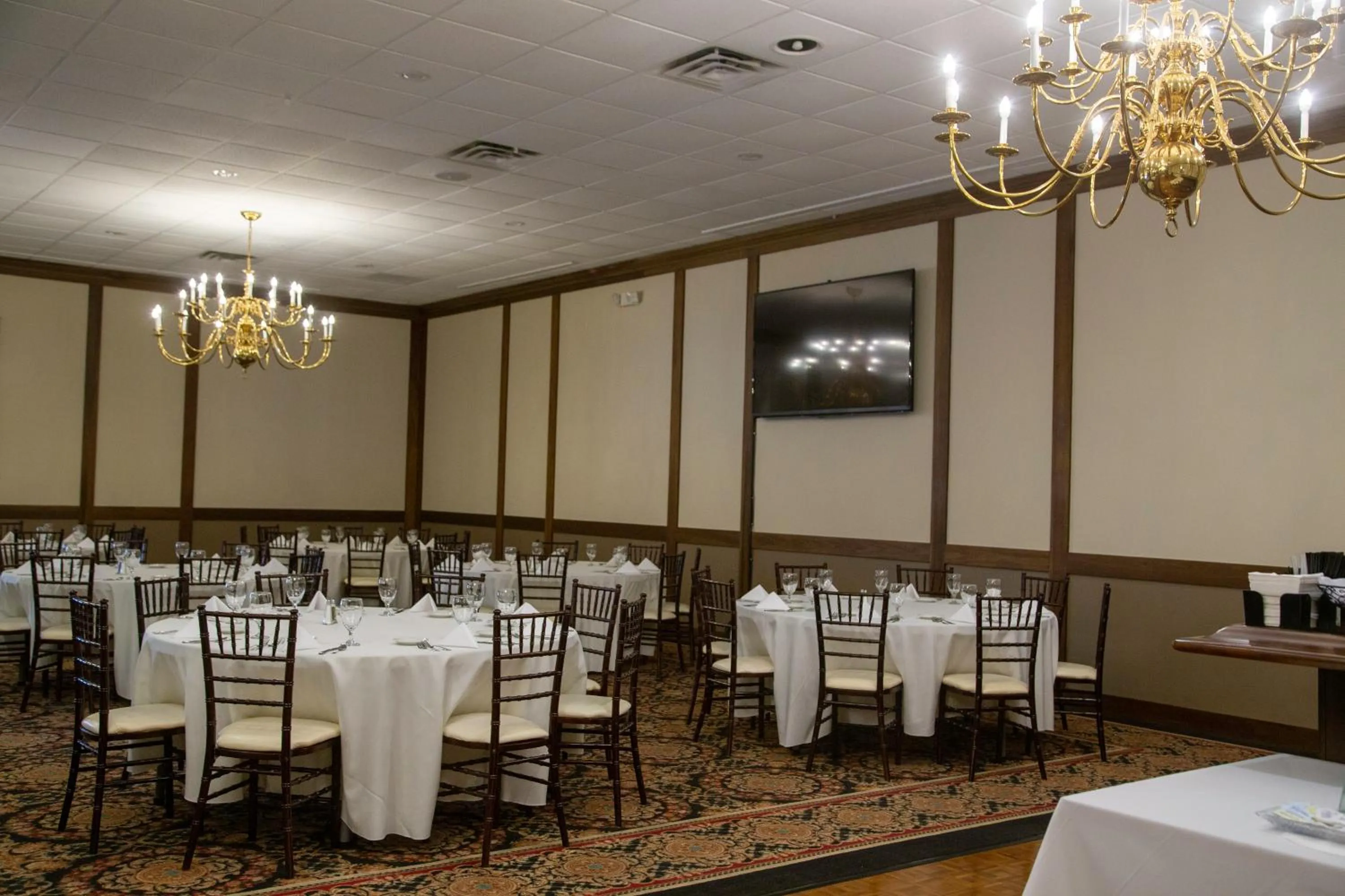 Banquet/Function facilities in The Stables Inn & Suites