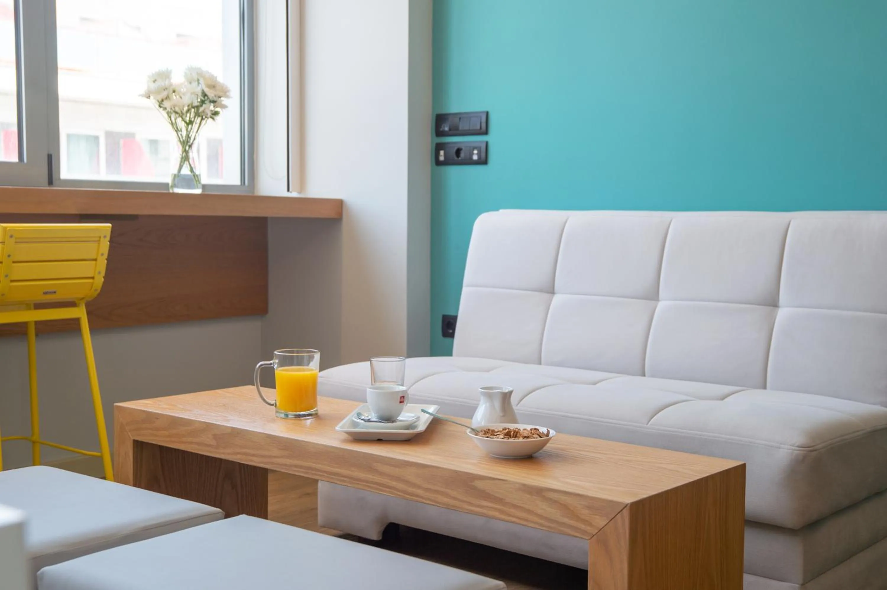 Seating area in Athenaeum K 29