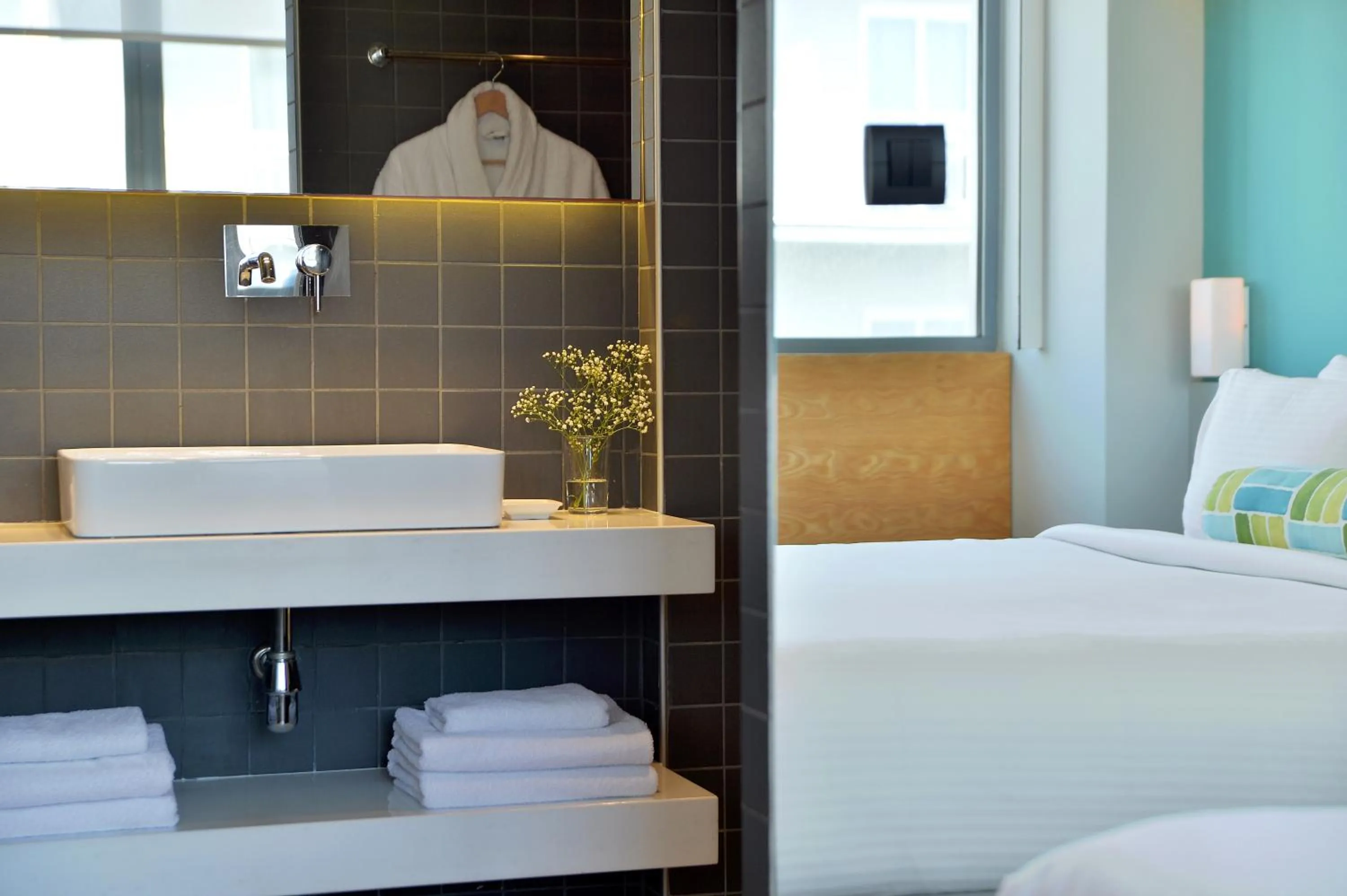 Bed in Athenaeum K 29