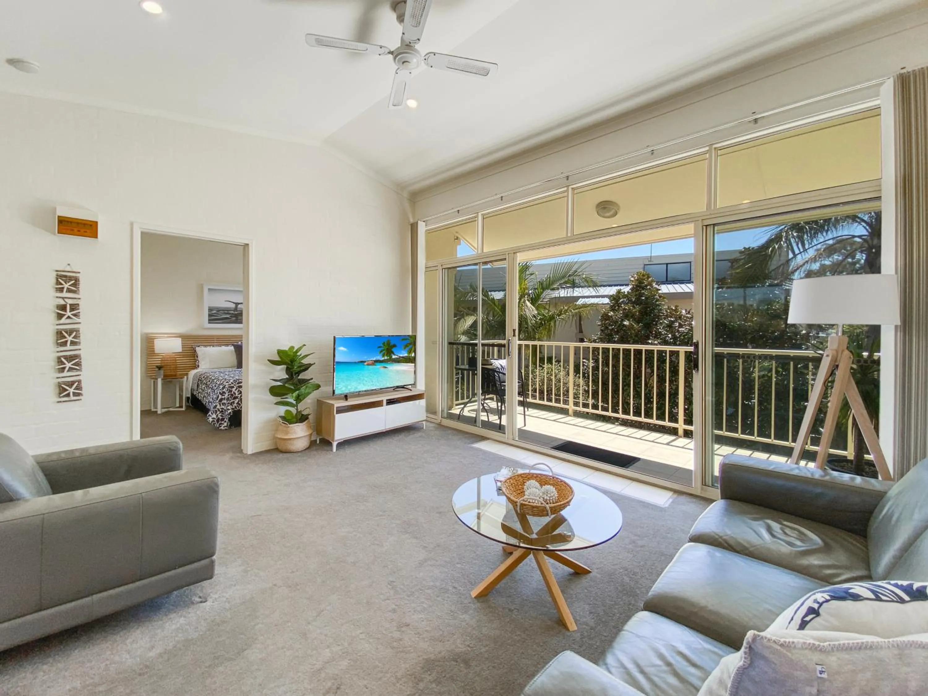 Living room in Seashells Apartments Merimbula