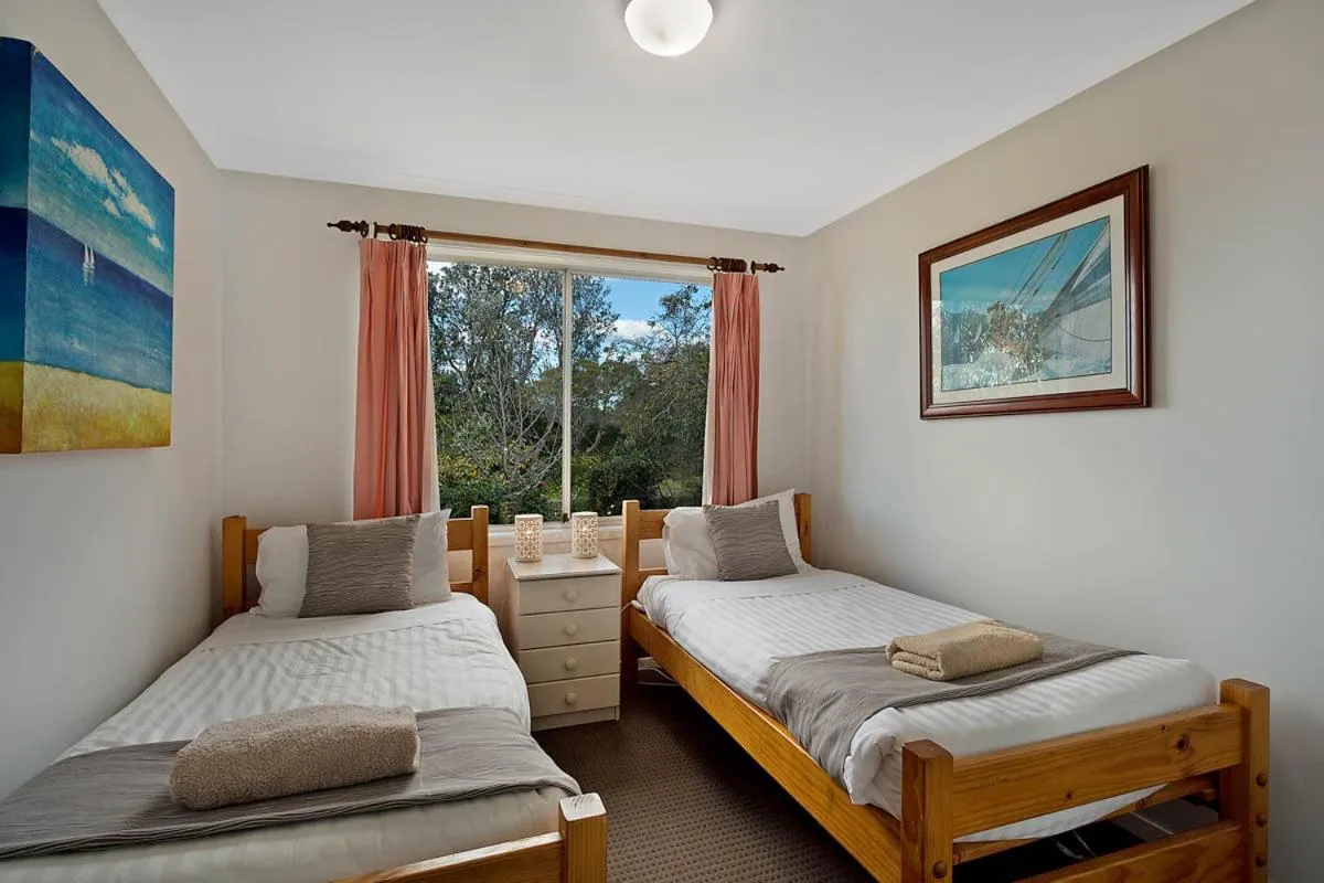 Bed in Eagle Heights Holiday Units