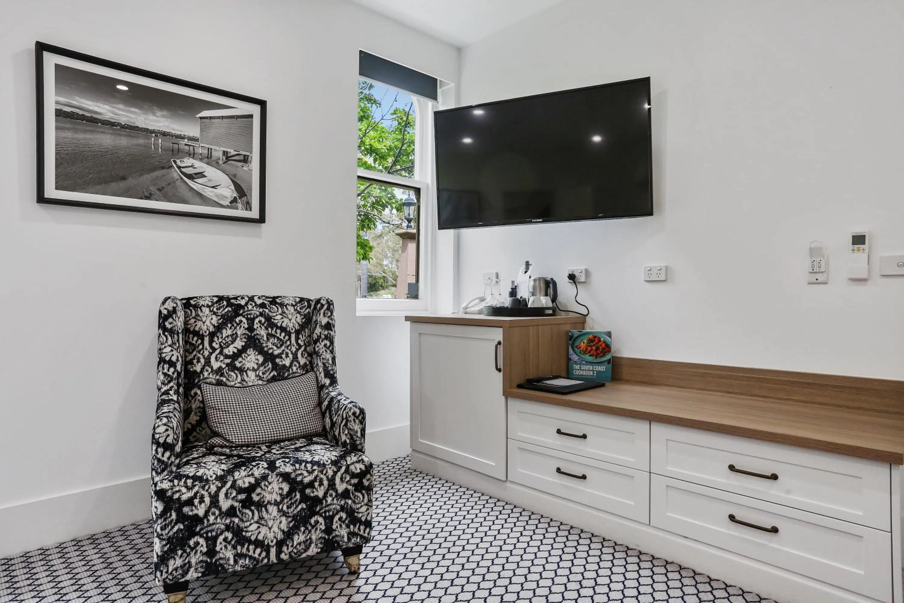 oven in Seahorse Inn Hotel & Villas