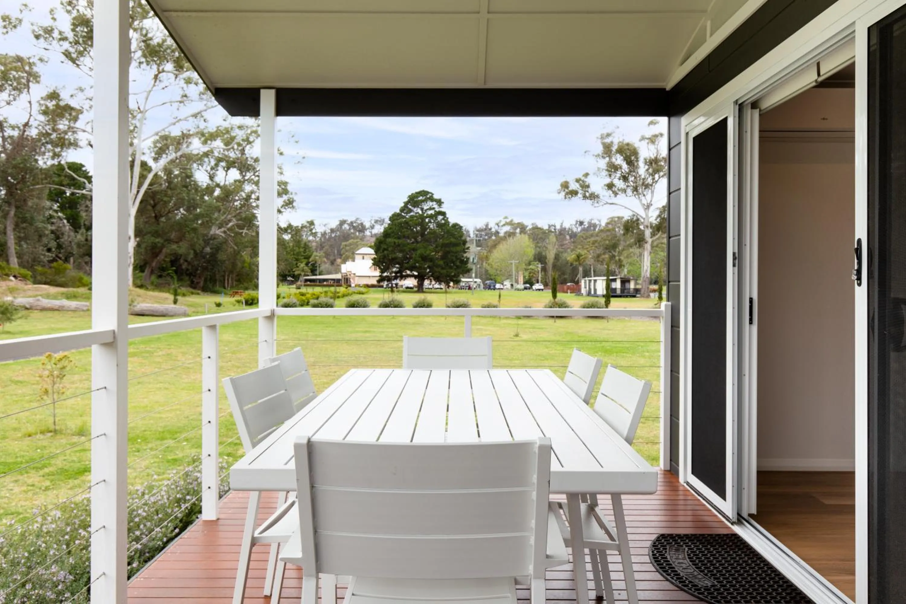 Patio in Seahorse Inn Hotel & Villas