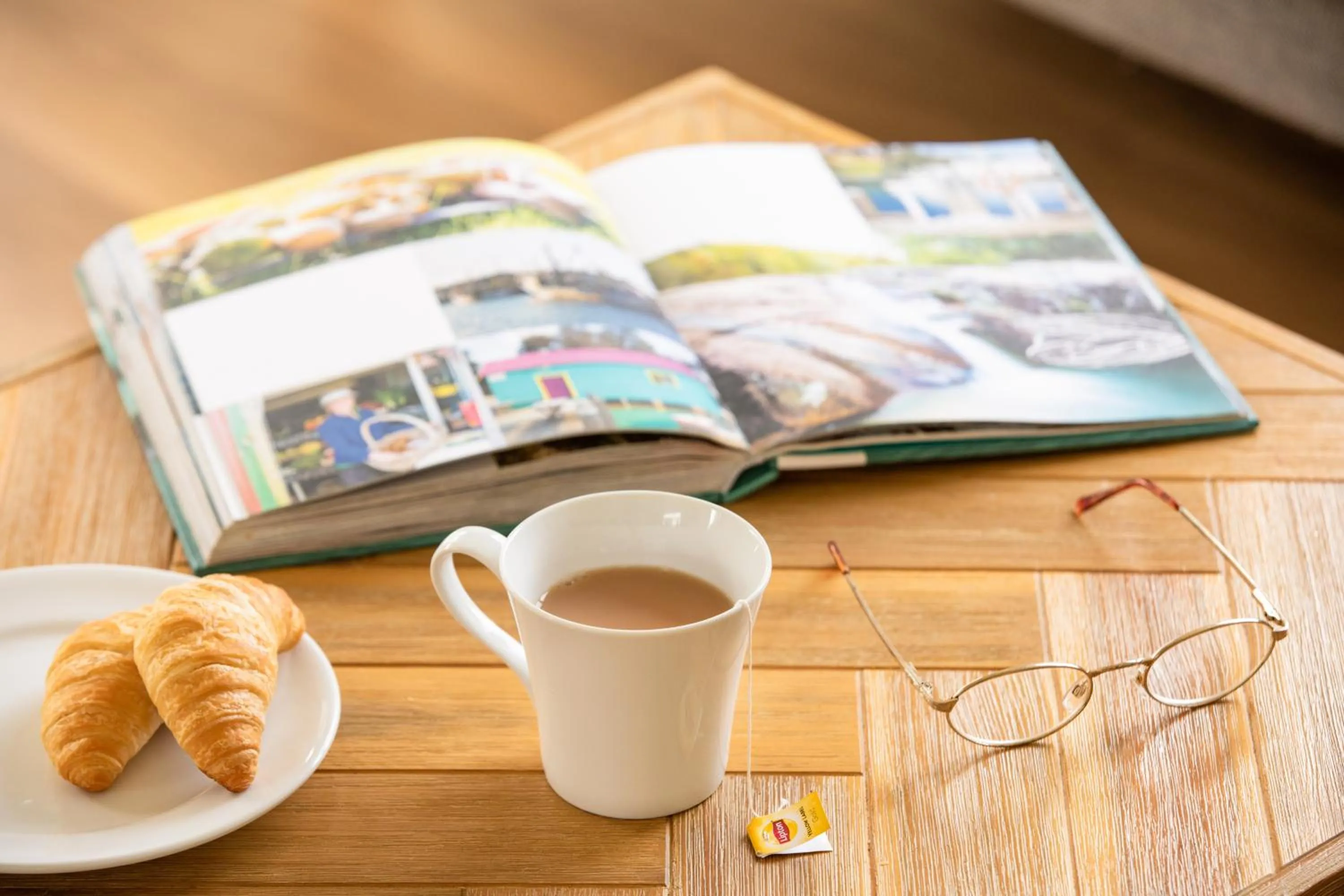 Coffee/tea facilities in Seahorse Inn Hotel & Villas