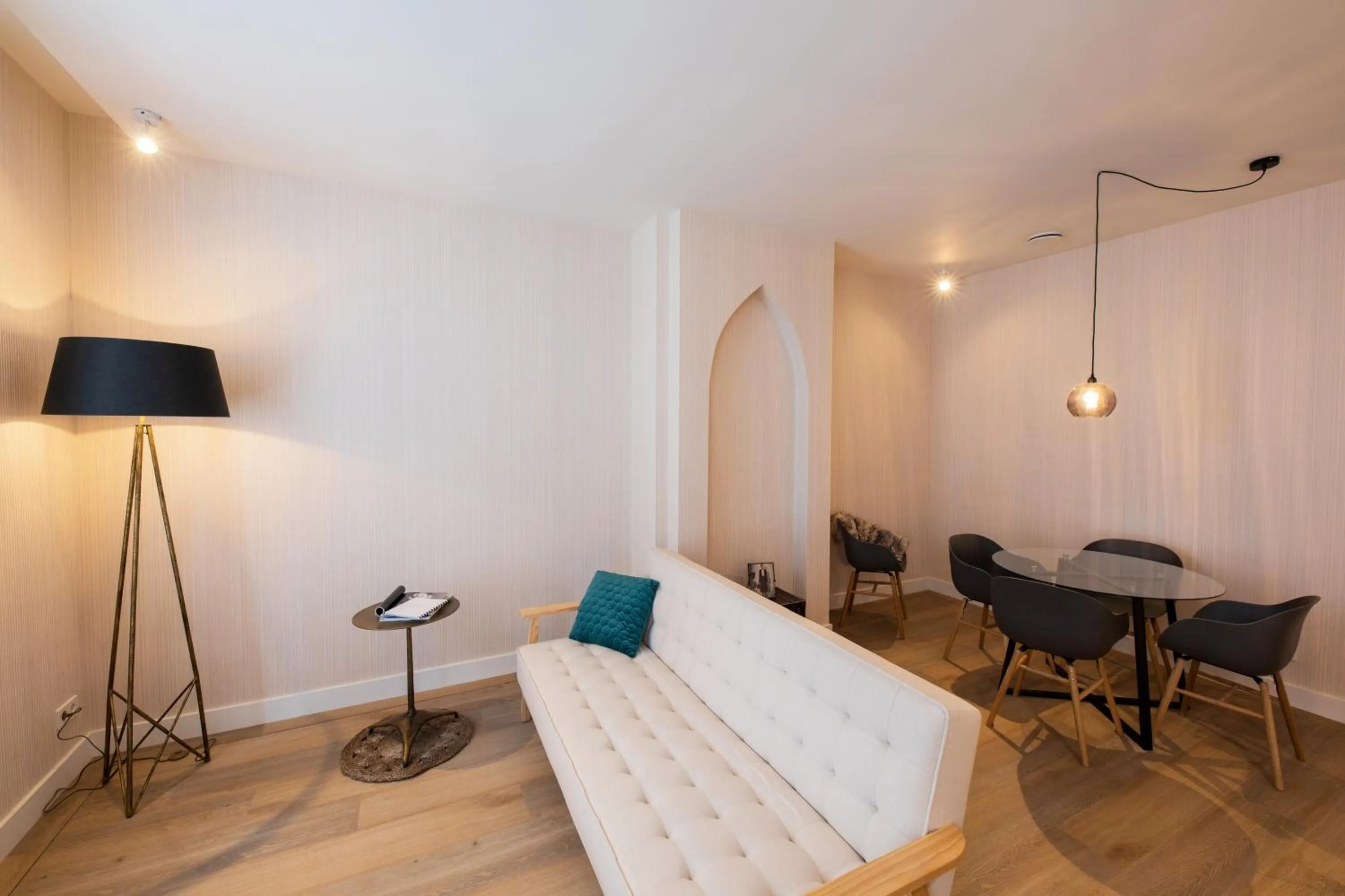 Living room, Bed in Stadsvilla Mout Rotterdam-Schiedam