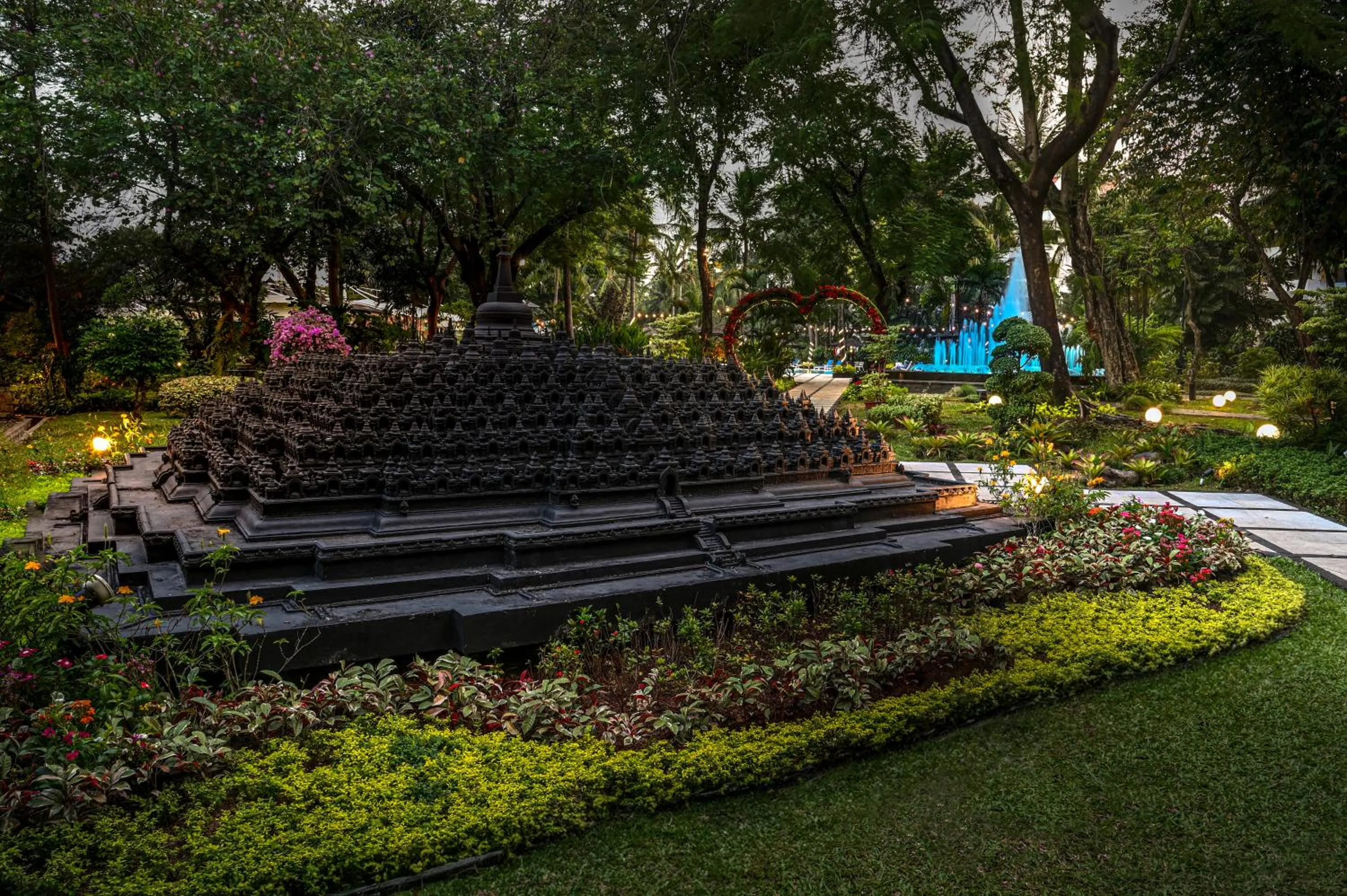 Garden view in Hotel Borobudur Jakarta