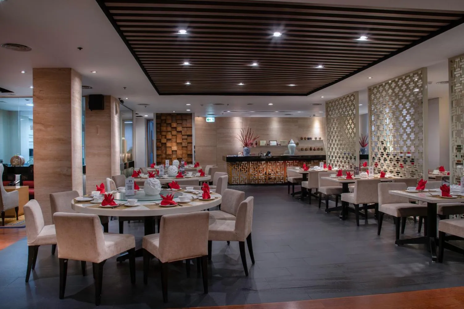 Restaurant/places to eat in Hotel Borobudur Jakarta