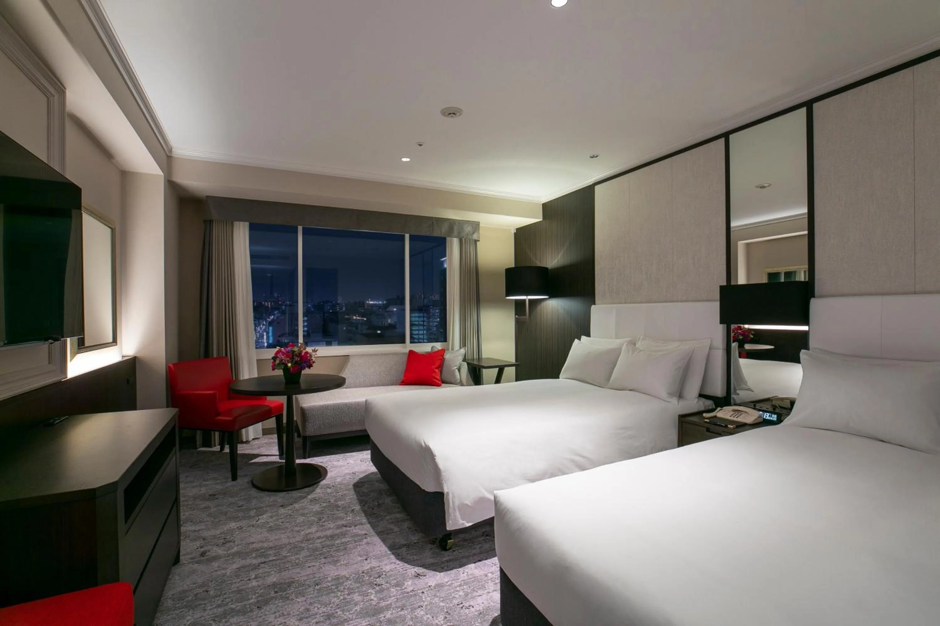 Photo of the whole room, Bed in Nagoya Tokyu Hotel