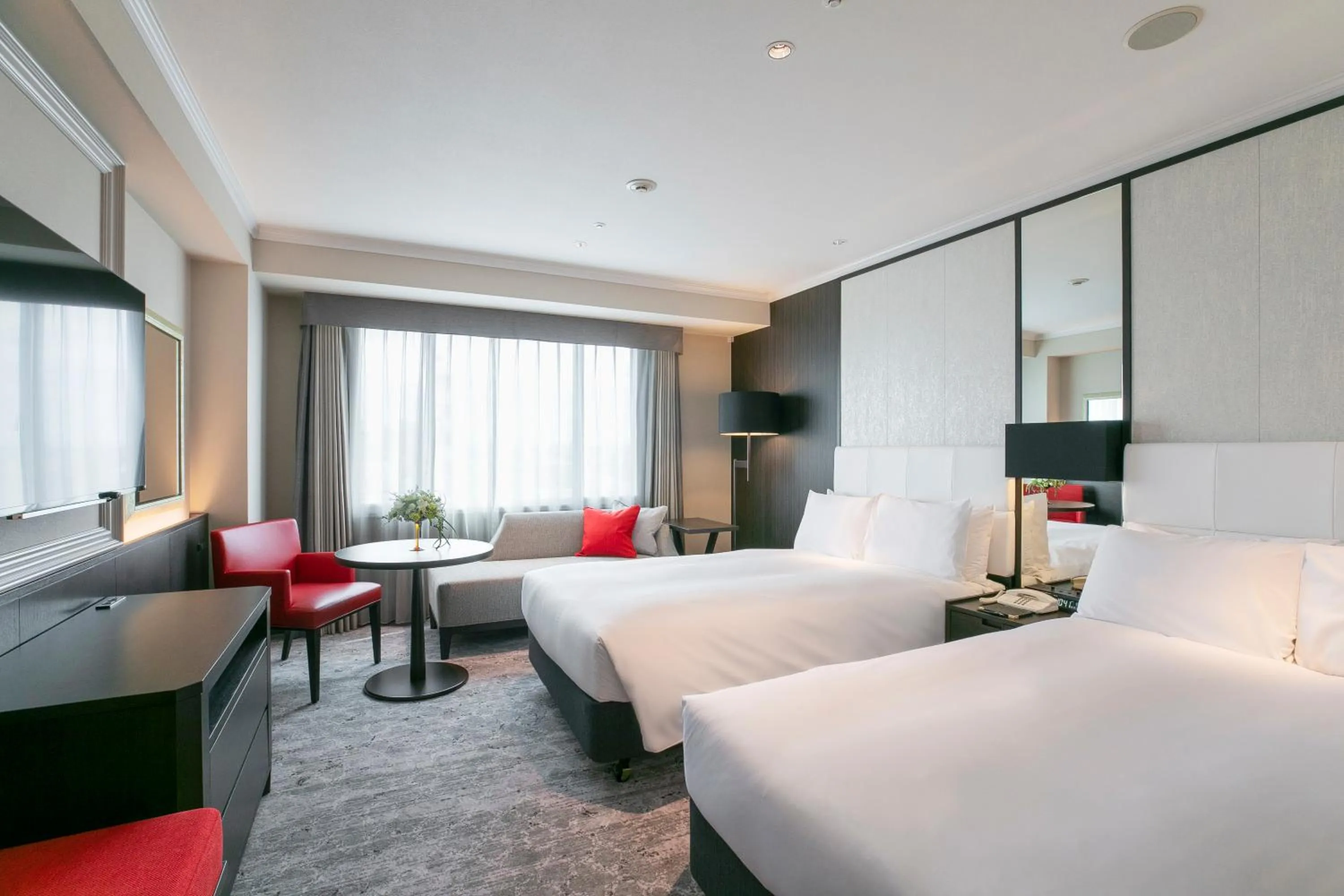 Photo of the whole room, Bed in Nagoya Tokyu Hotel