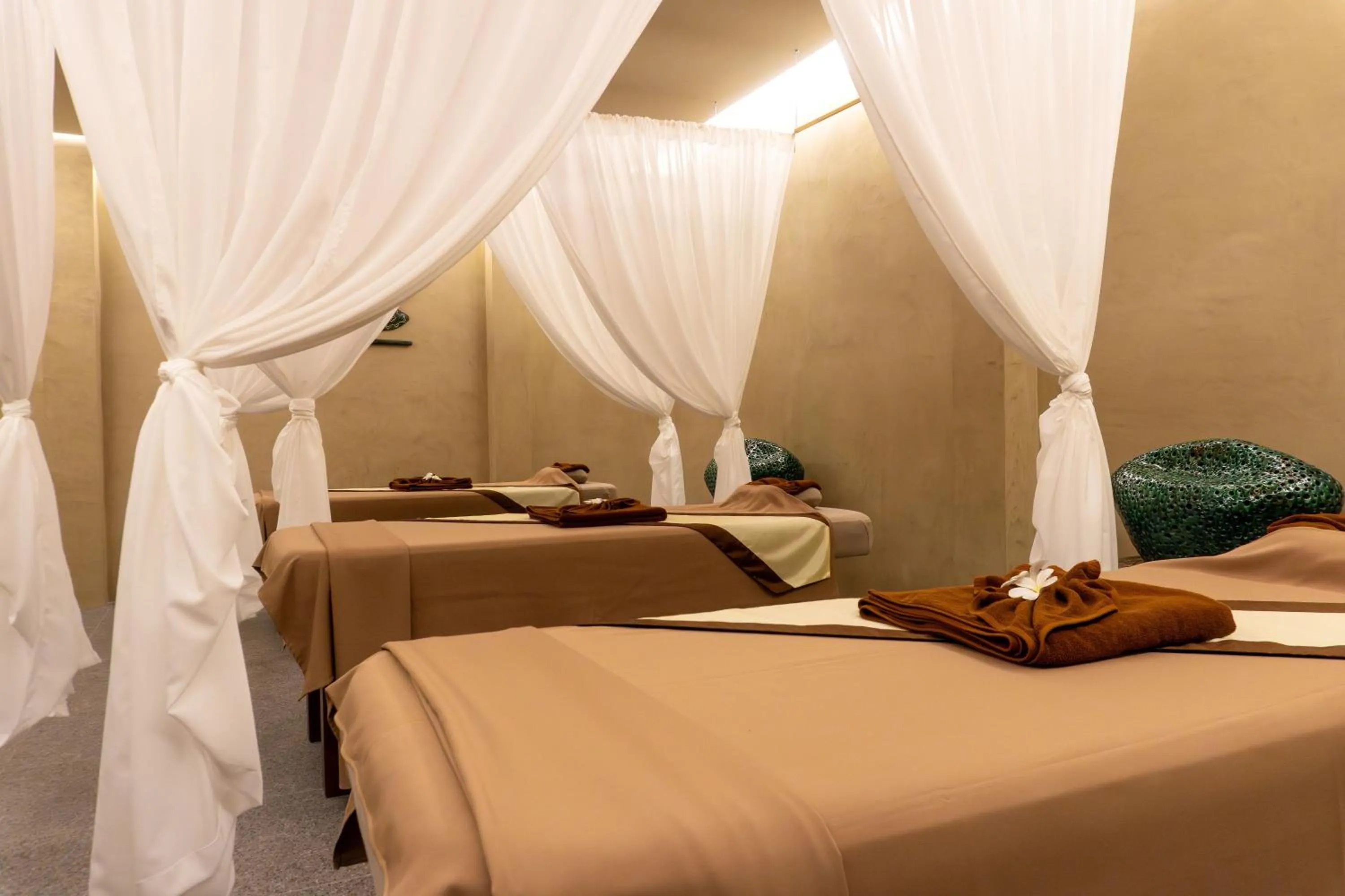 Spa and wellness centre/facilities, Bed in Long Beach Chalet - SHA Extra Plus