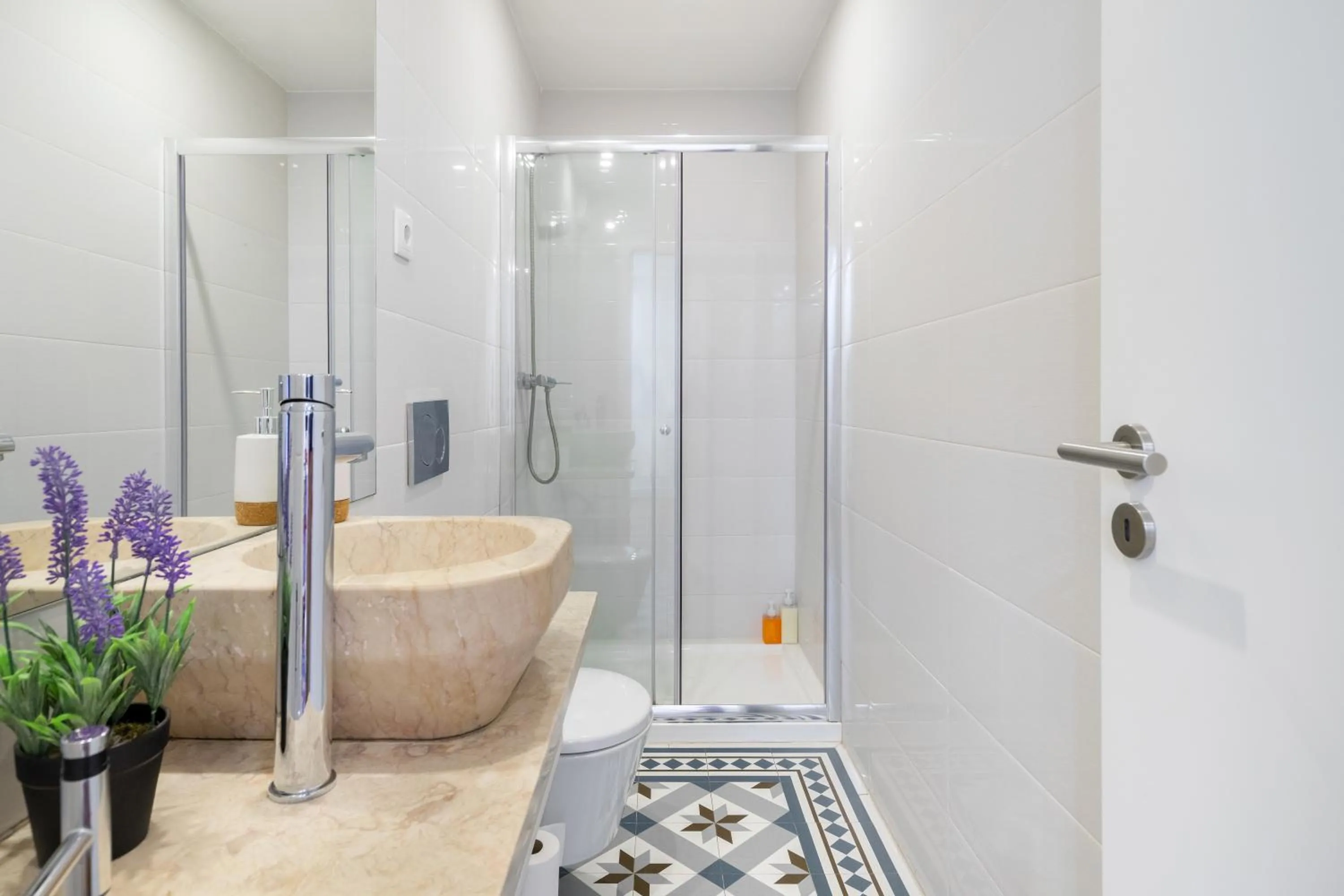 Bathroom in WHome | Paz Downtown Apartment #2