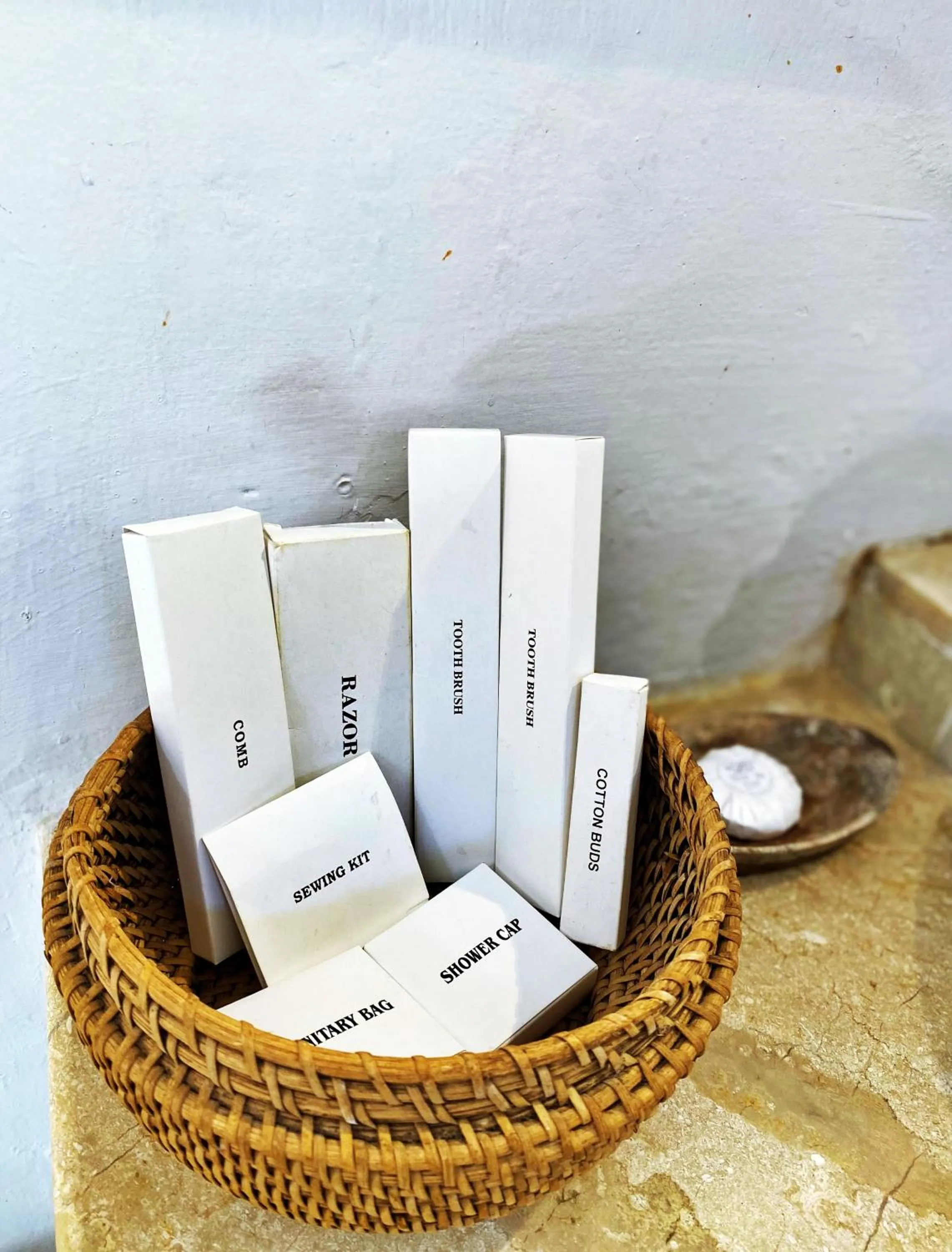 Bathroom in Visakha Sanur by Puri Signatures