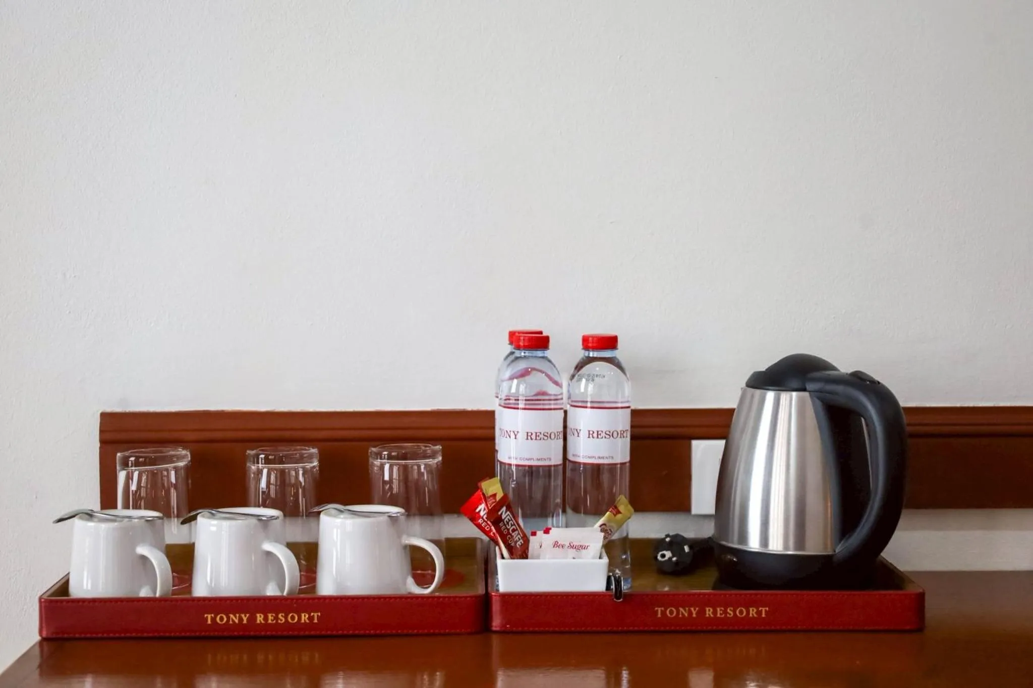 Coffee/tea facilities in Tony Resort