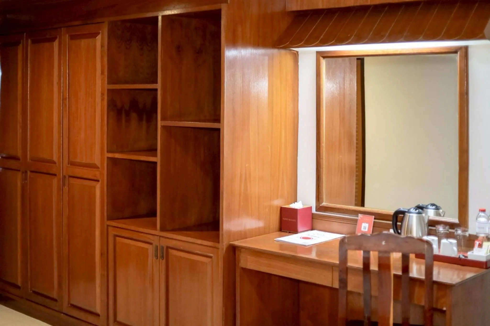 wardrobe in Tony Resort