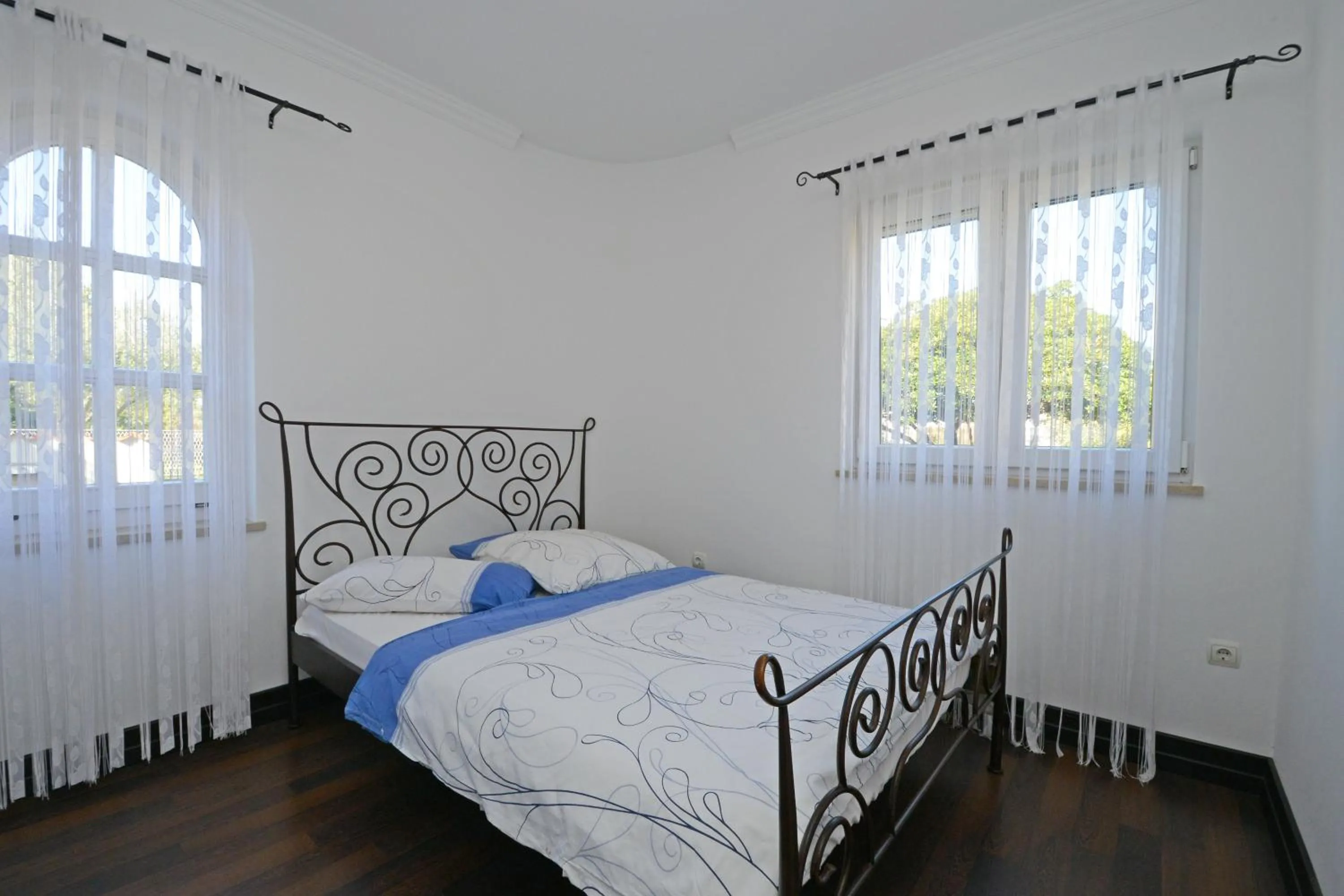 Bed in Villa Zare