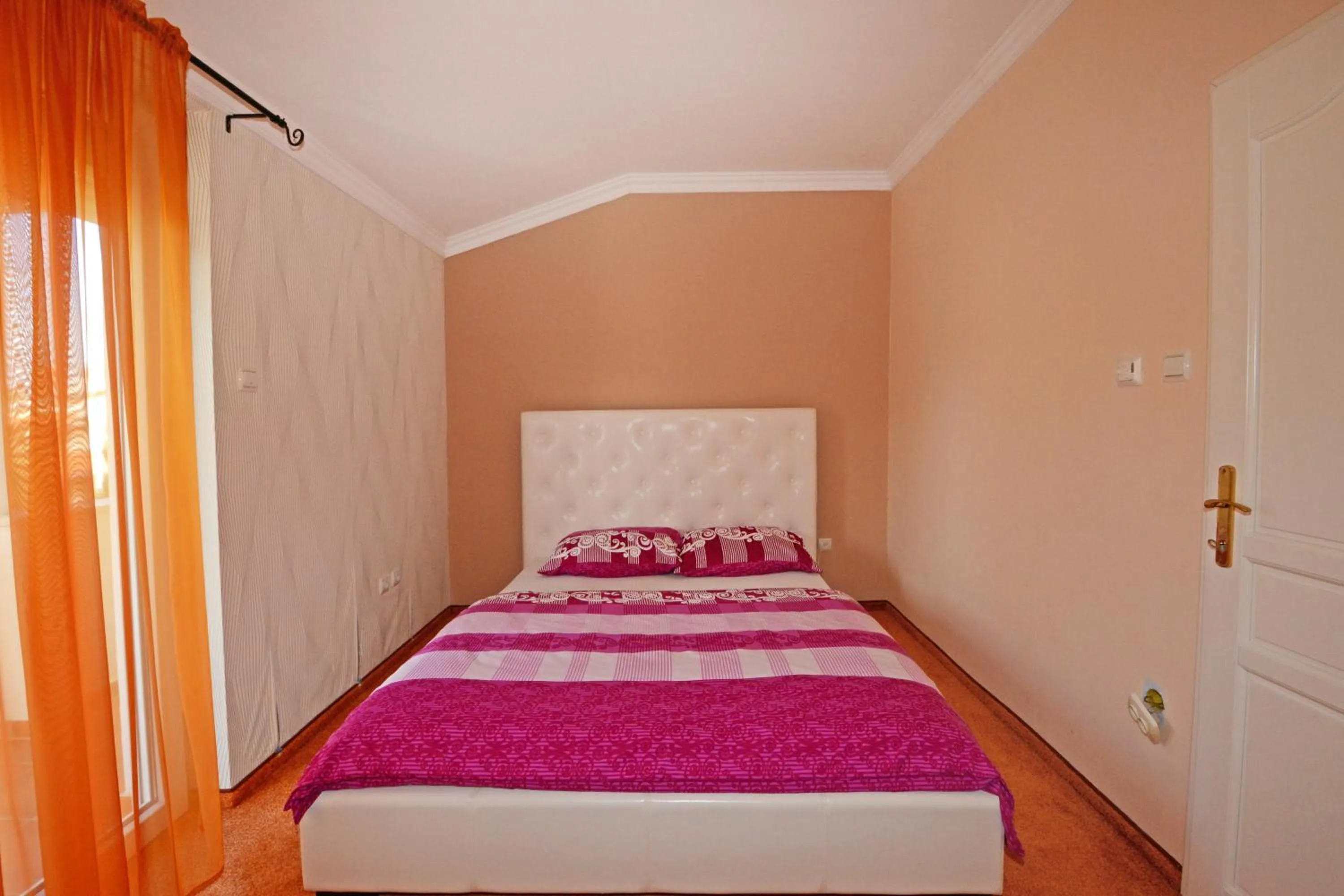Bedroom, Bed in Villa Zare