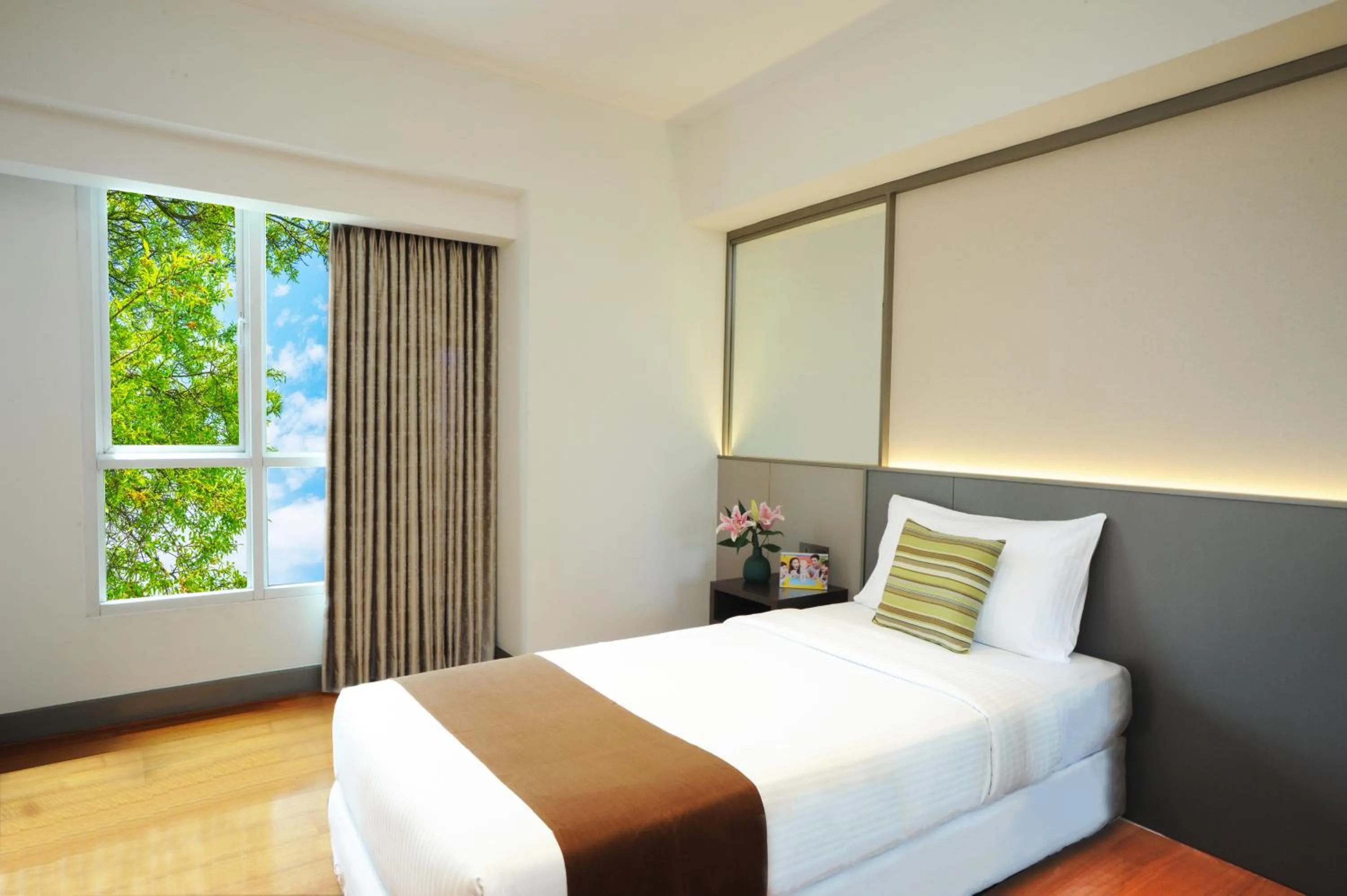 Bedroom, Bed in Somerset Berlian Jakarta