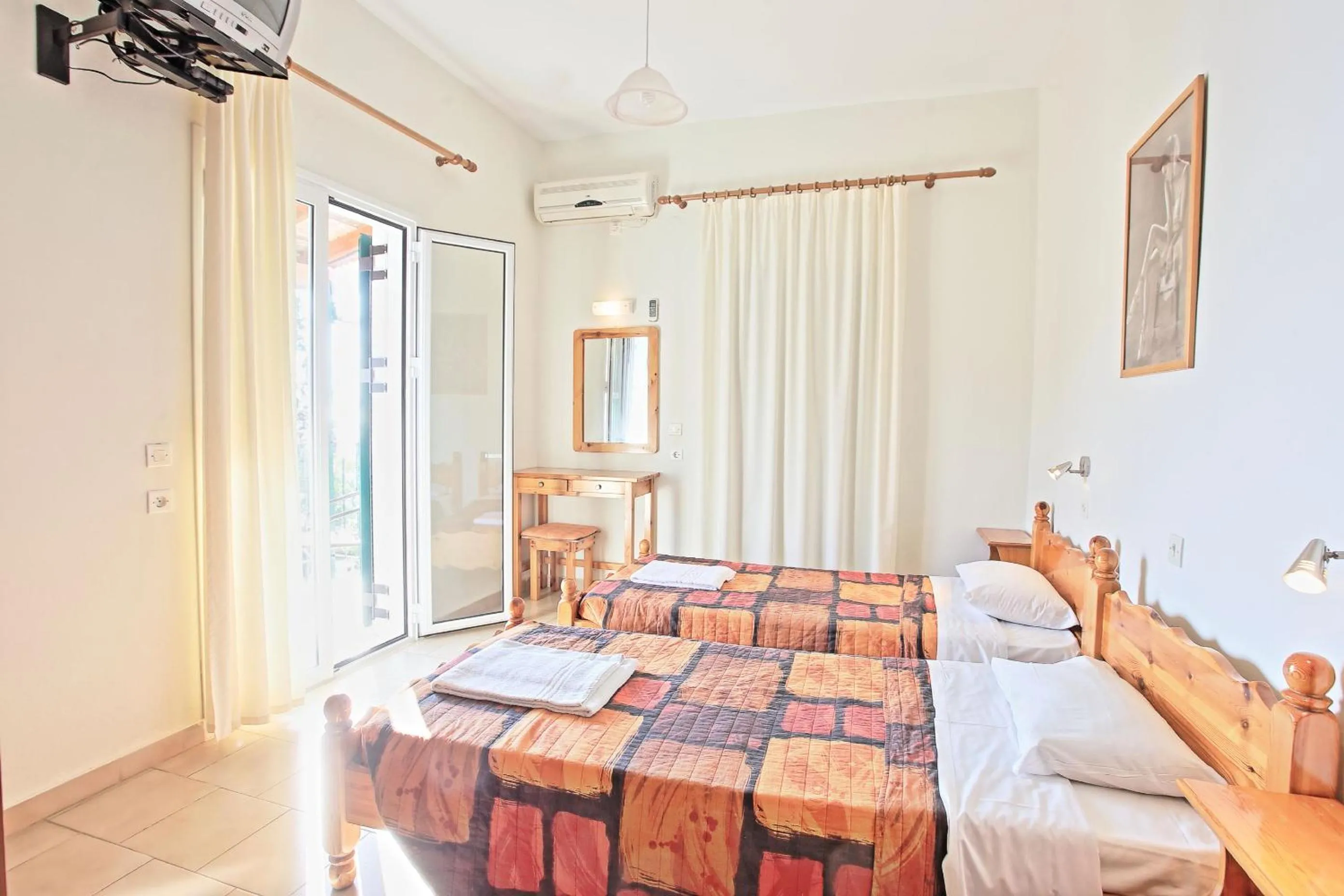 Bed in Zoulis Andonis