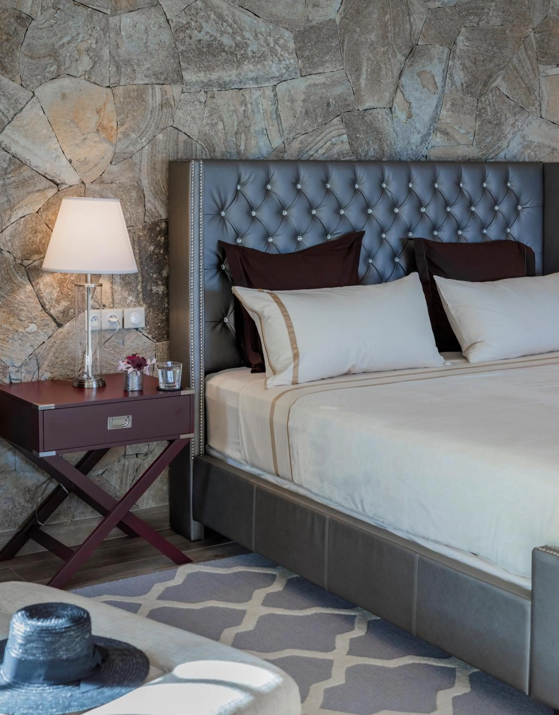 Bed in Secret Harbour Boutique Hotel and Marina