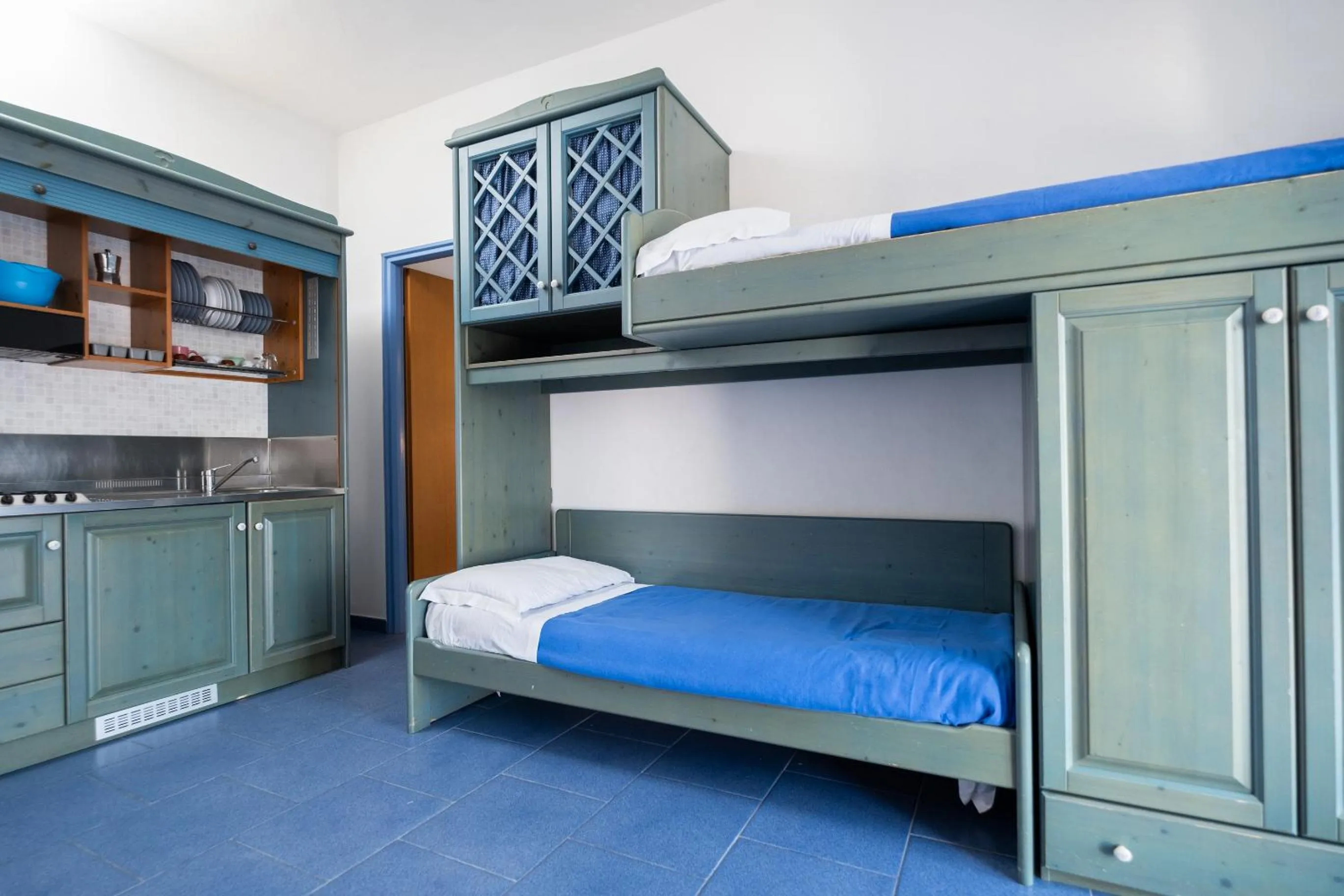 bunk bed, Bed in Oasi Azzurra