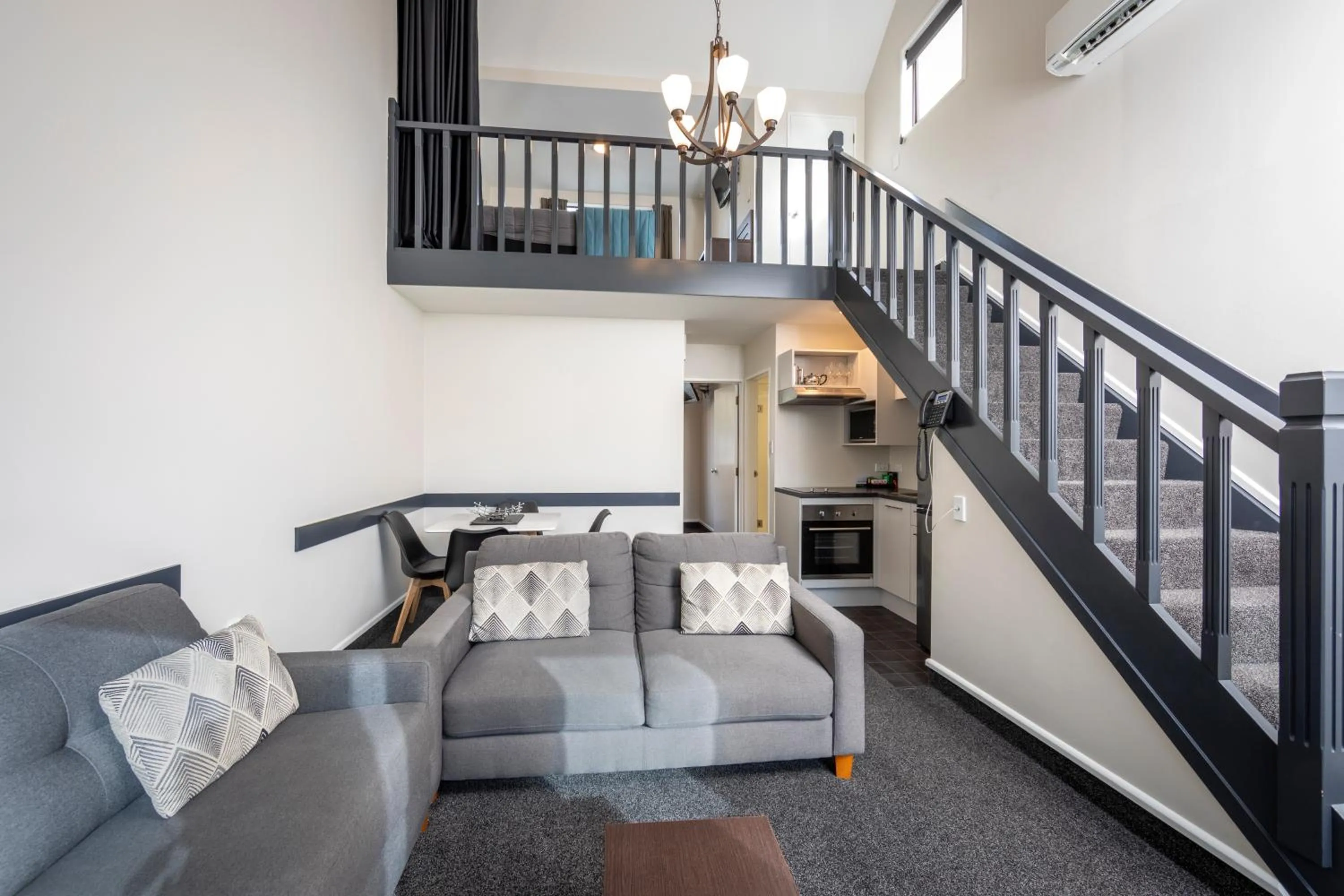 Living room in Ashford Motor Lodge