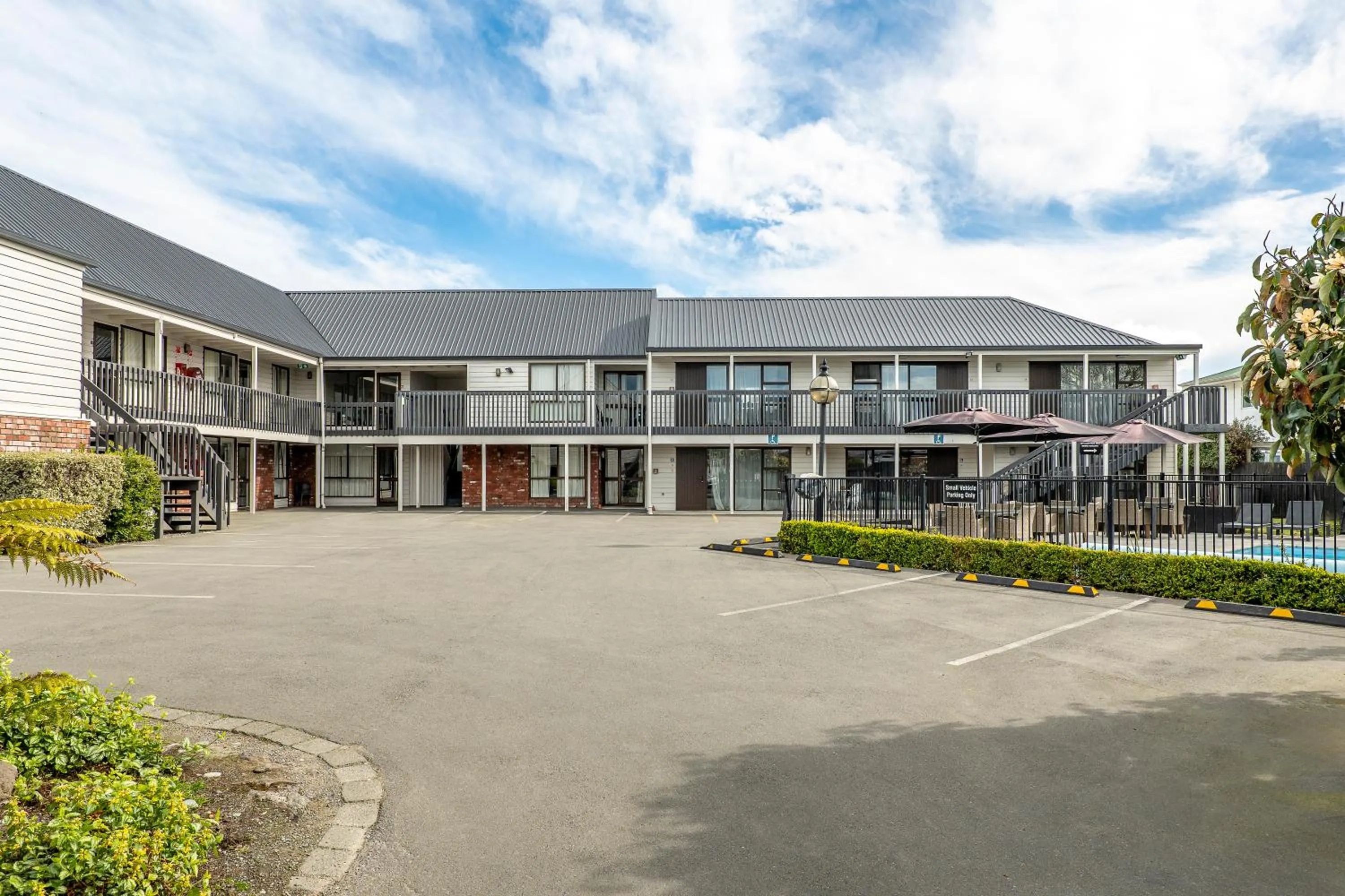 Property building in Ashford Motor Lodge