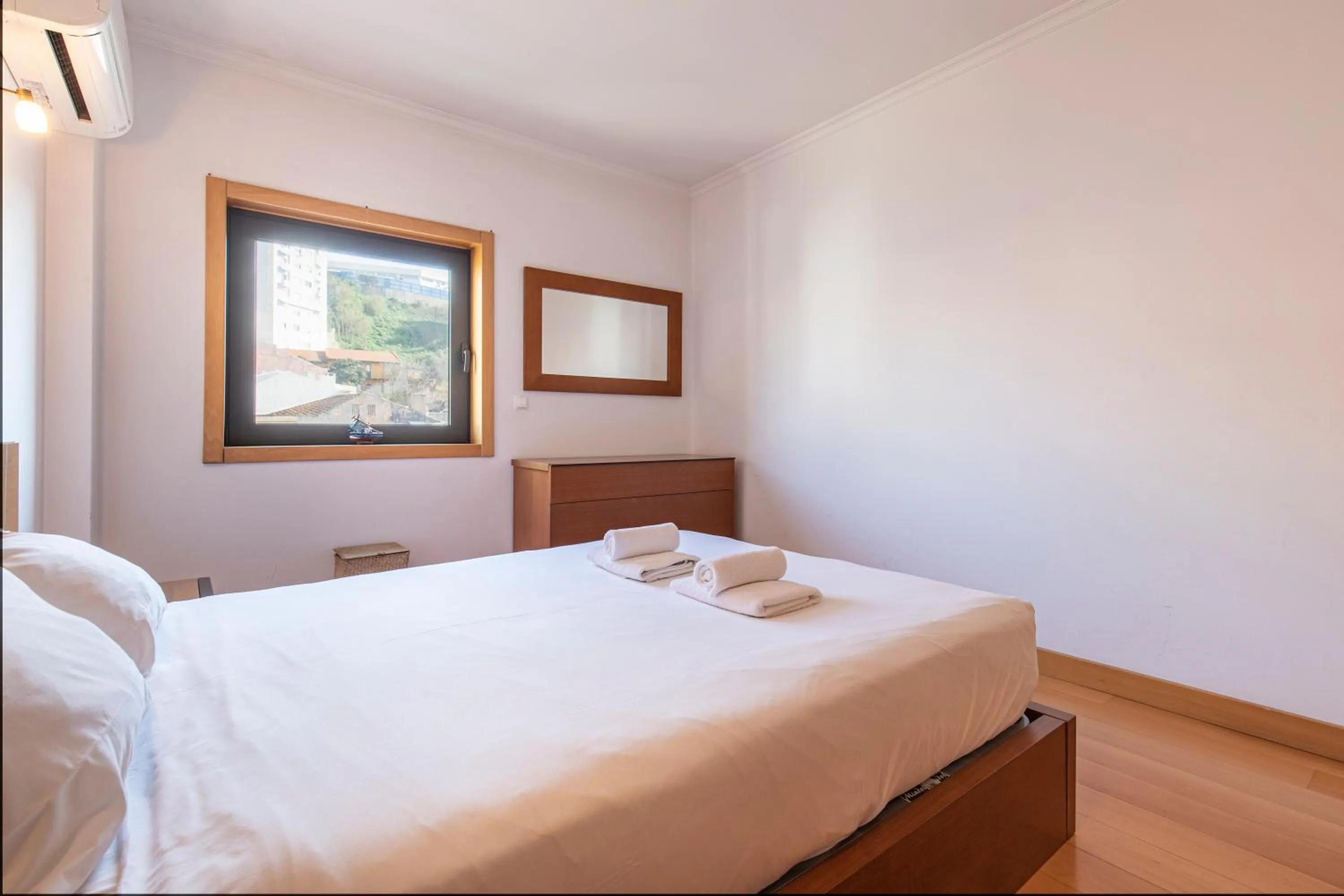 Photo of the whole room, Bed in LovelyStay - Modern apartment in Anjos